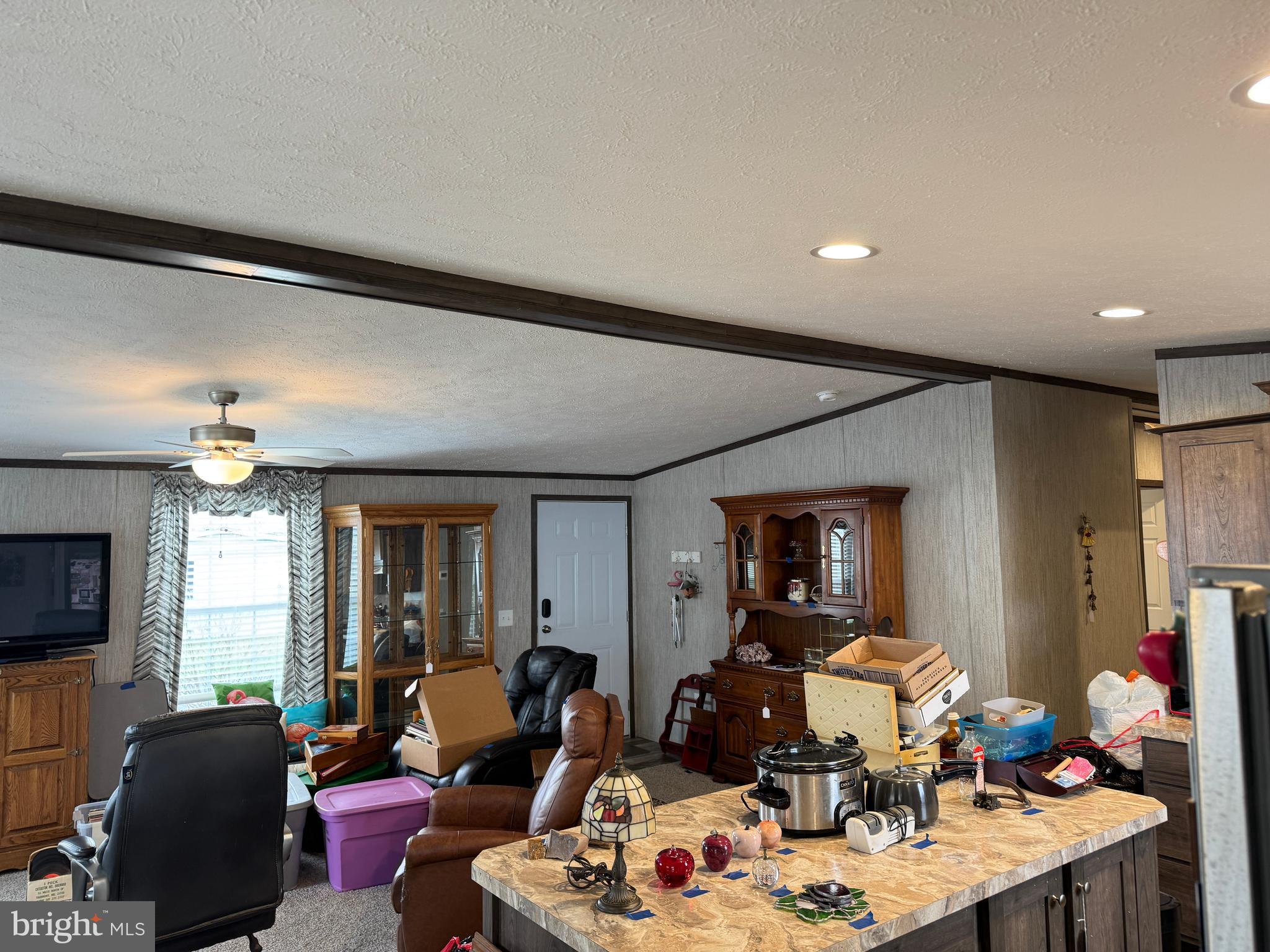 LINCOLN ESTATES MHP - Residential