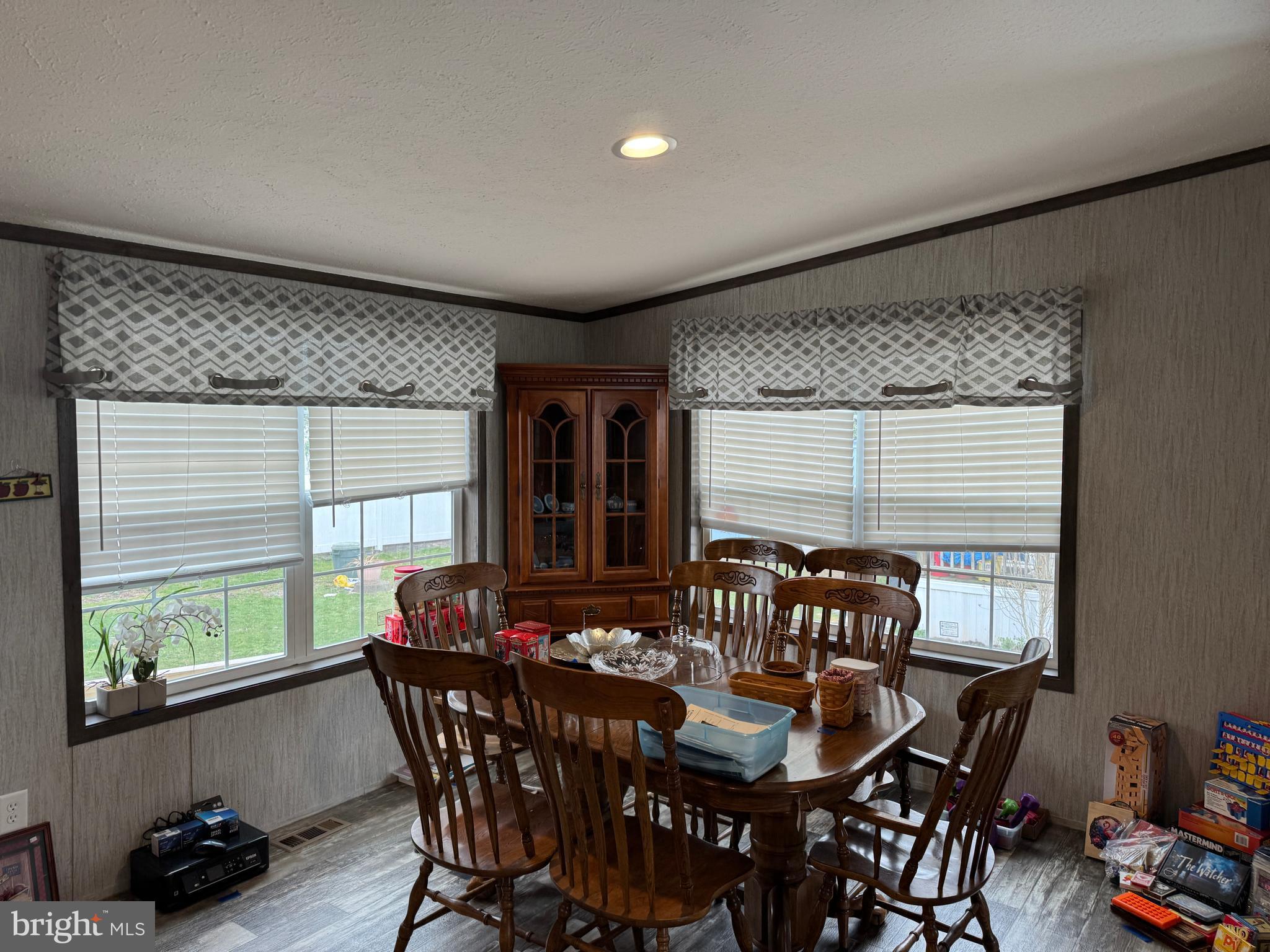 LINCOLN ESTATES MHP - Residential