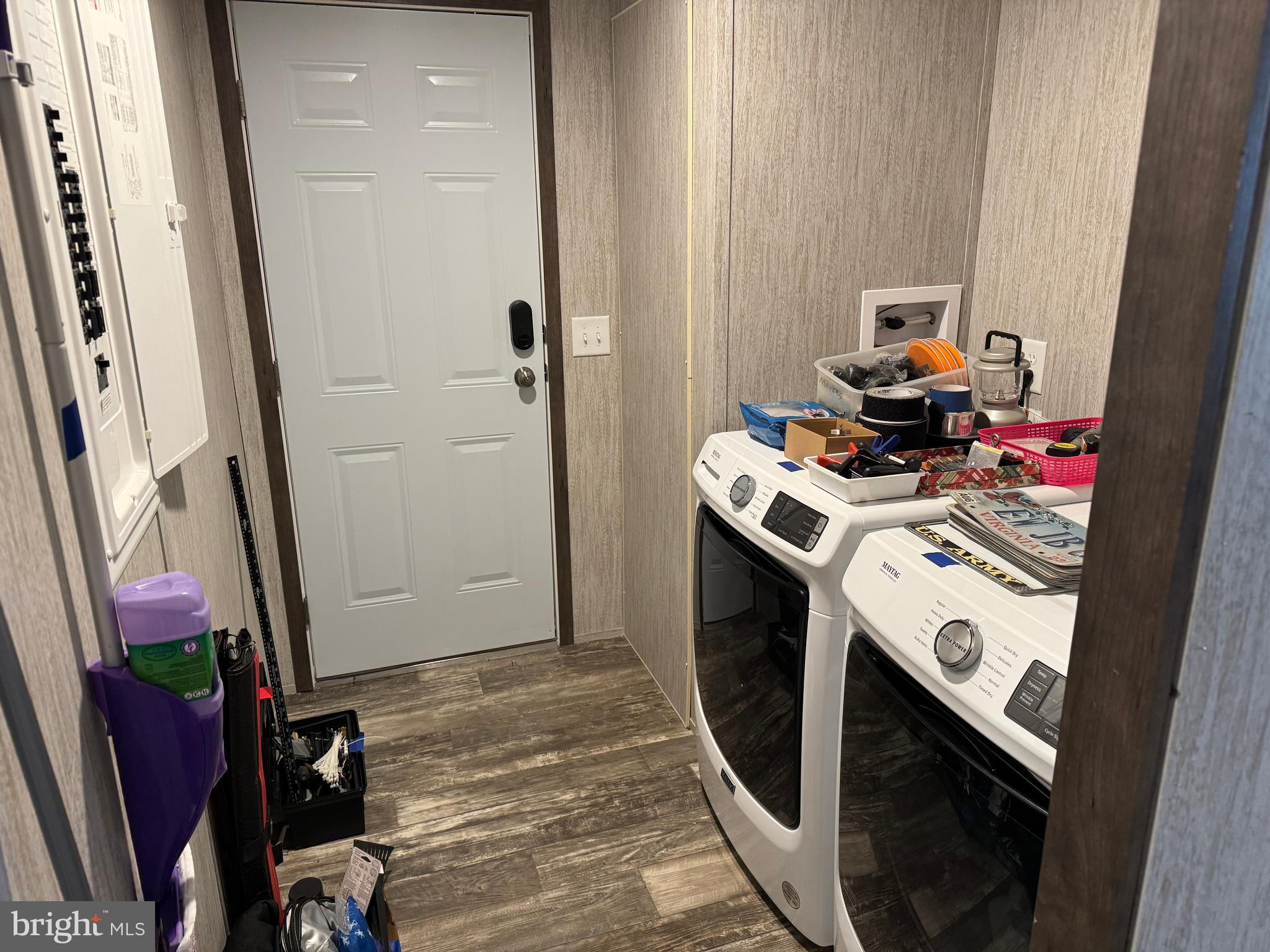 LINCOLN ESTATES MHP - Residential