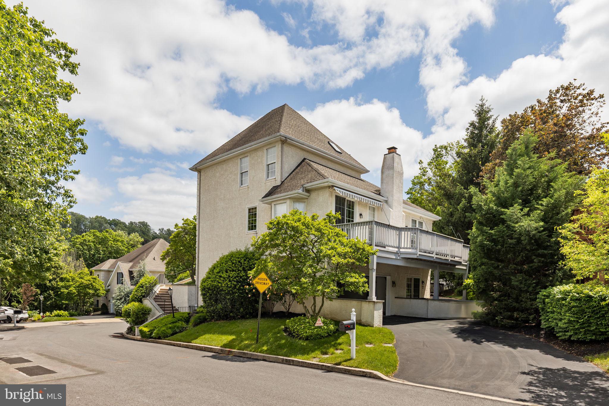 MERION HILL - Residential