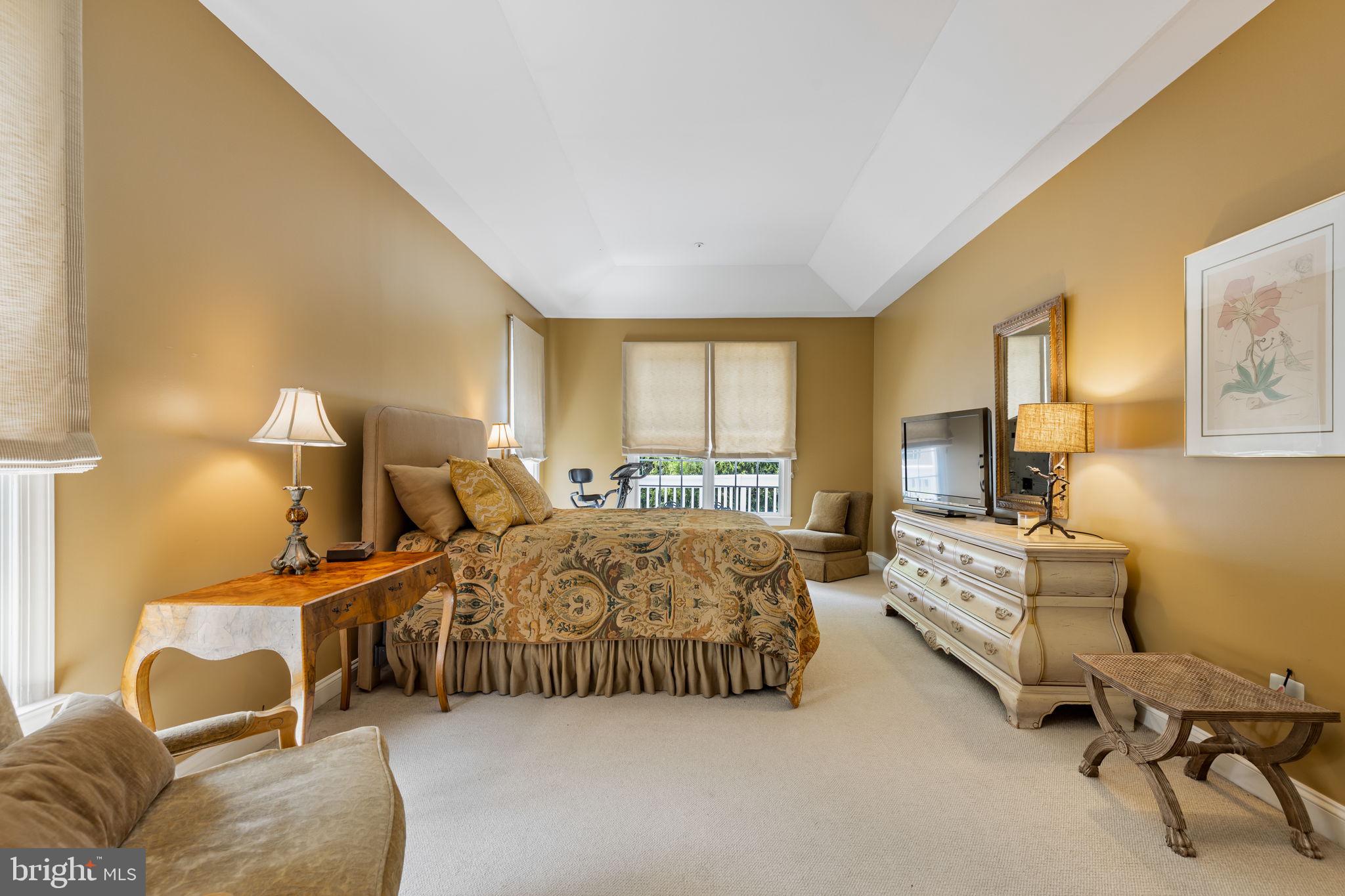 MERION HILL - Residential