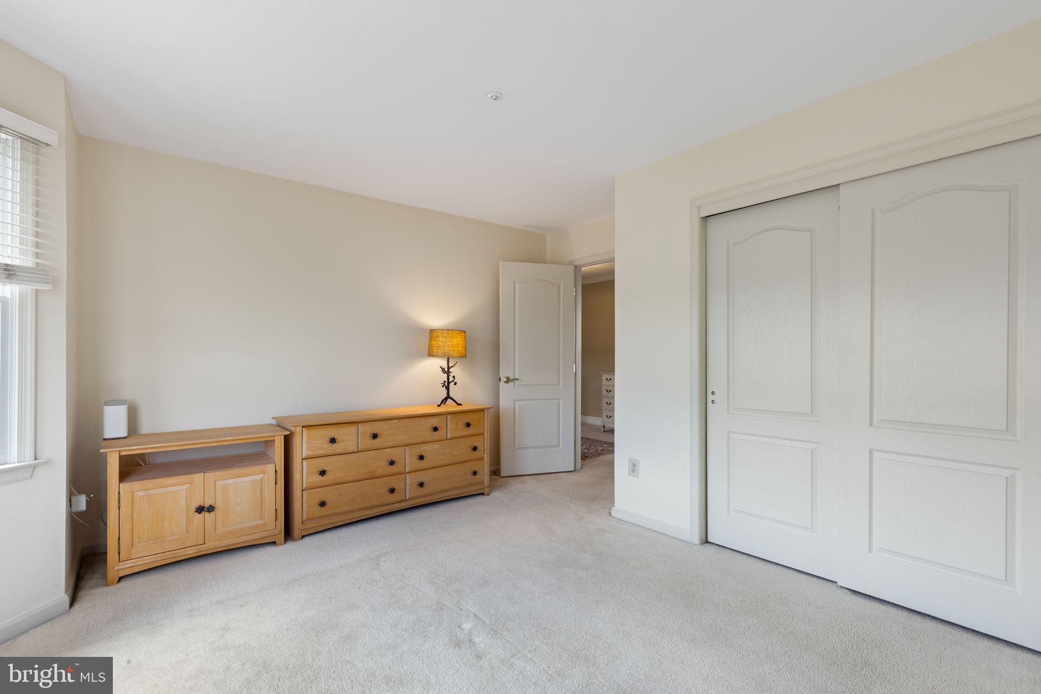 MERION HILL - Residential