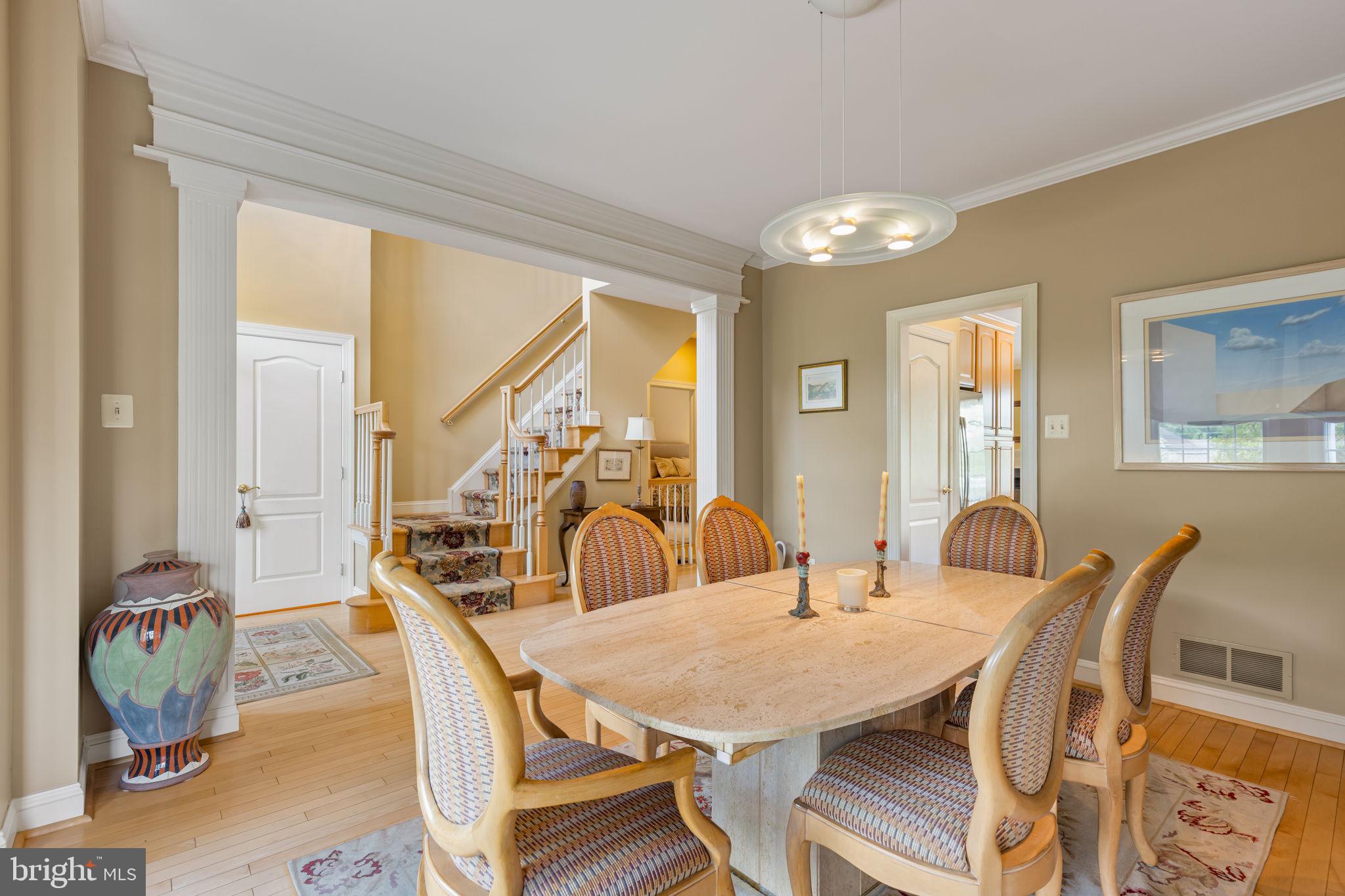 MERION HILL - Residential