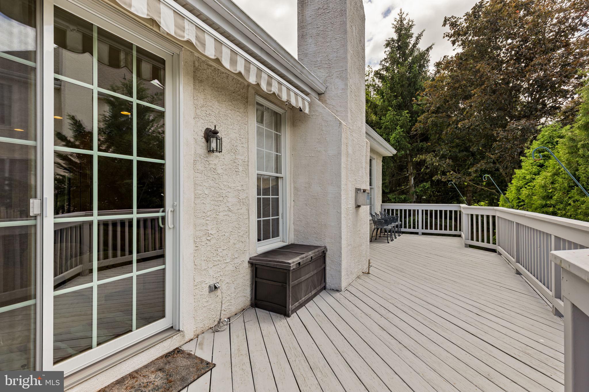 MERION HILL - Residential