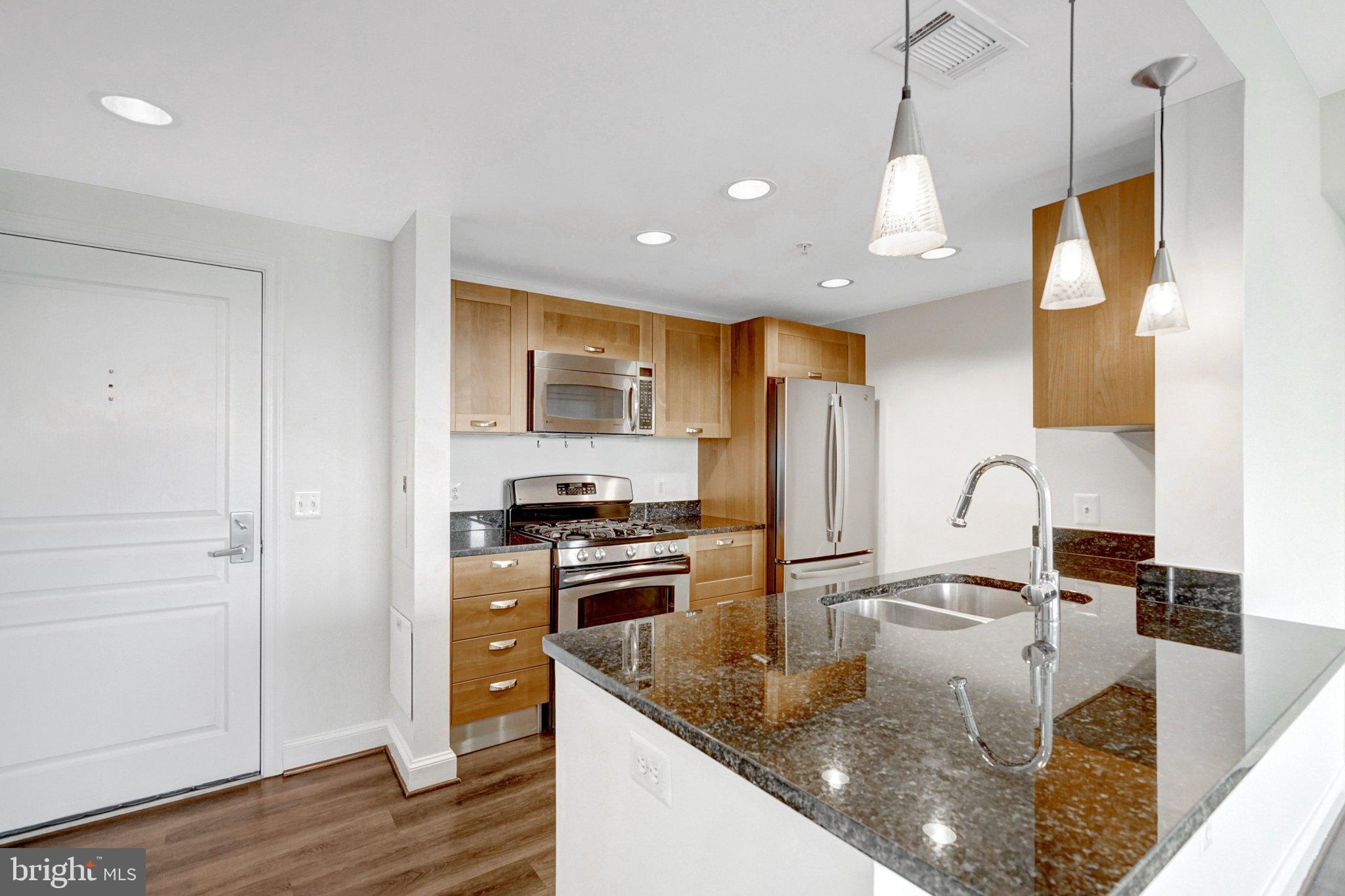 2451 MIDTOWN AVENUE 1502