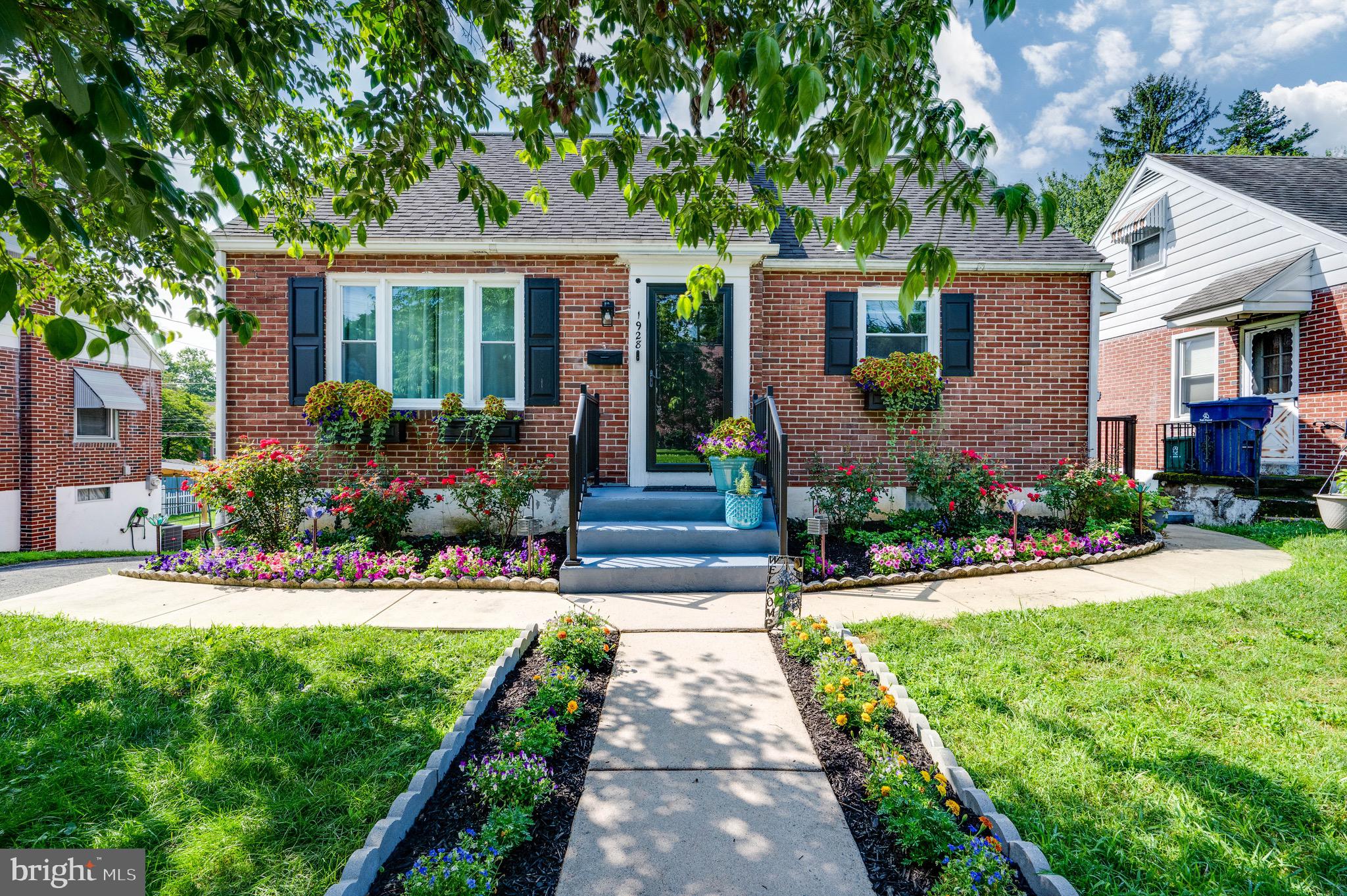 1928 READING AVENUE