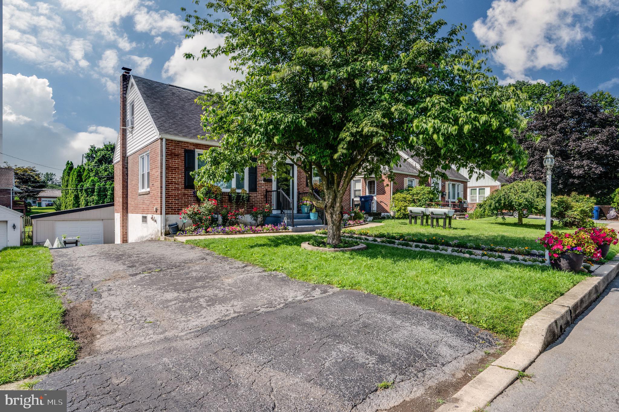 1928 READING AVENUE