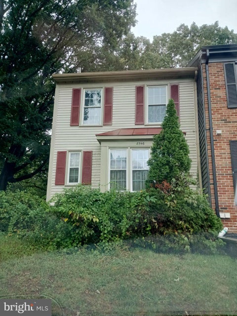 Townhouse For Sale - 8546 Springfield Oaks Drive<br/> Fairfax County, SPRINGFIELD, VA 22153