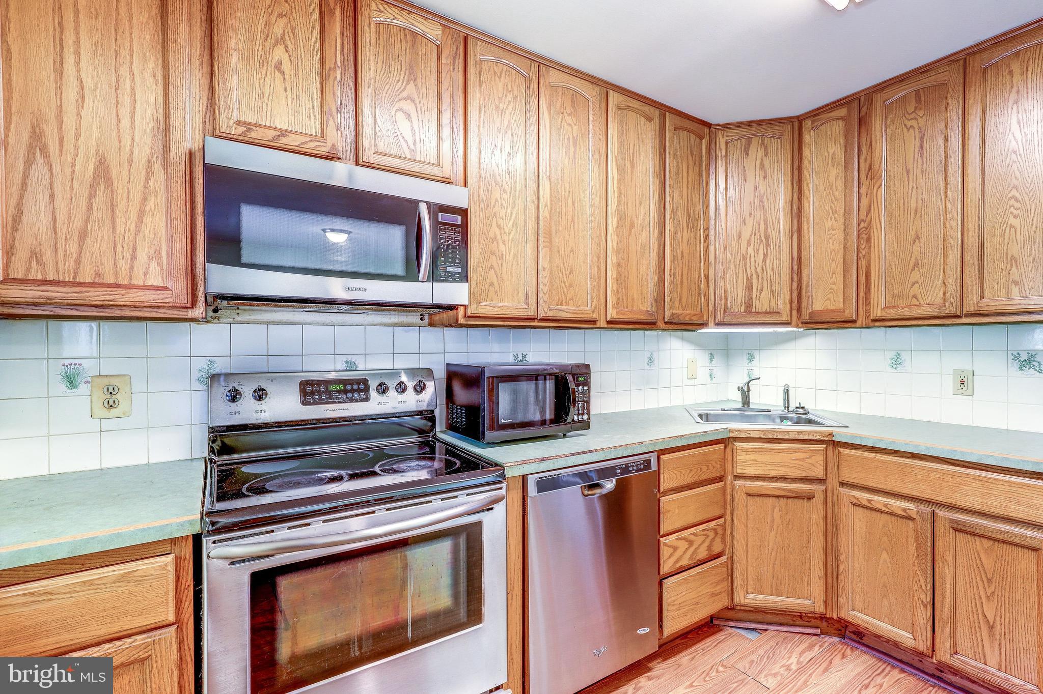 DALE CITY - Residential