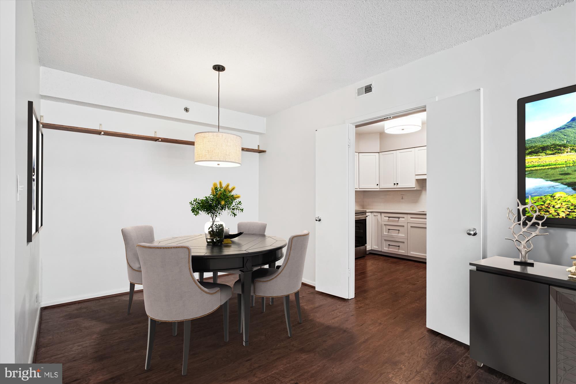 SKYLINE SQUARE CONDO - Residential