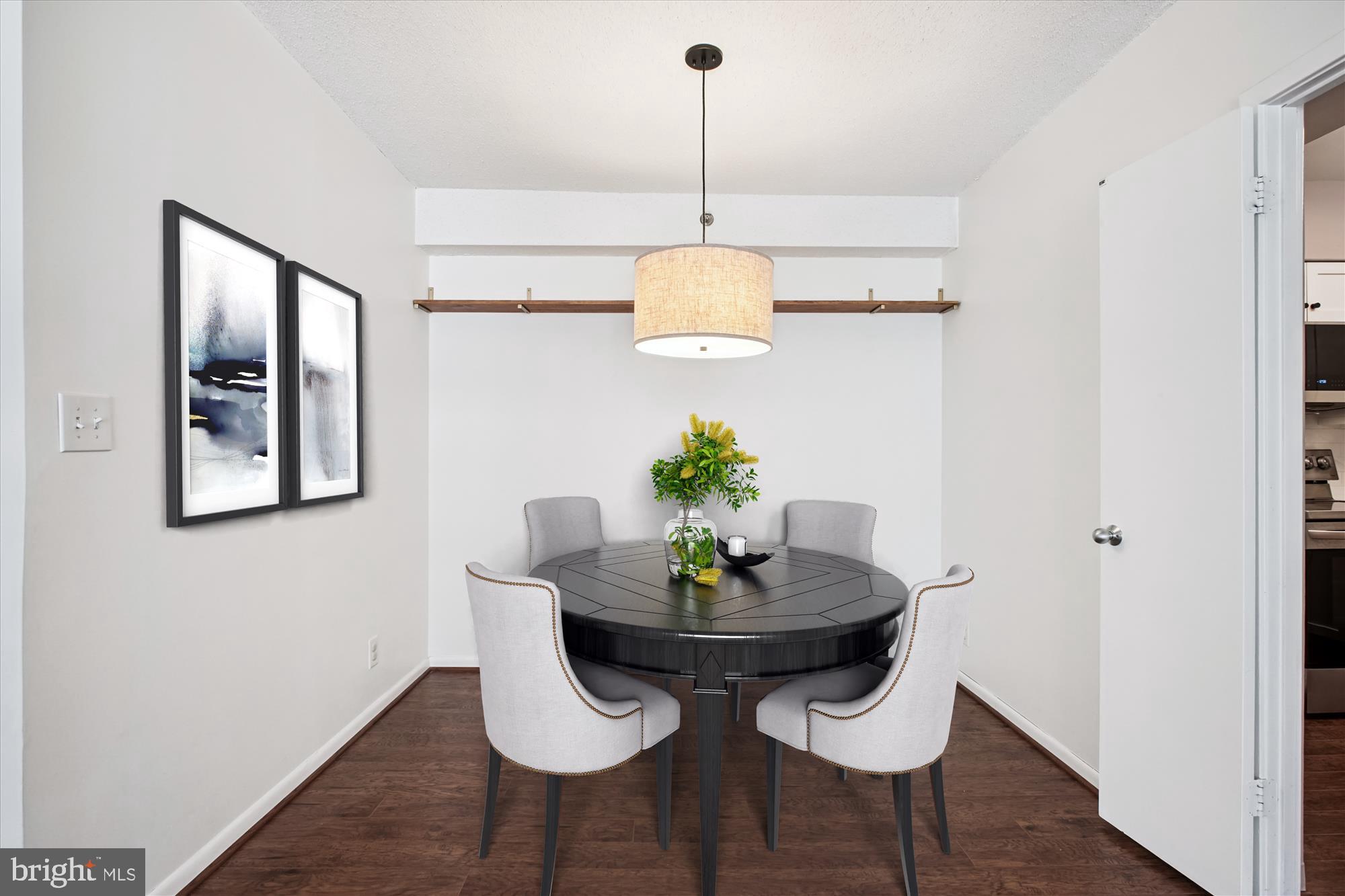 SKYLINE SQUARE CONDO - Residential