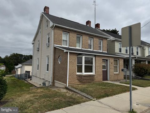 832 BALTIMORE STREET HANOVER PA 17331