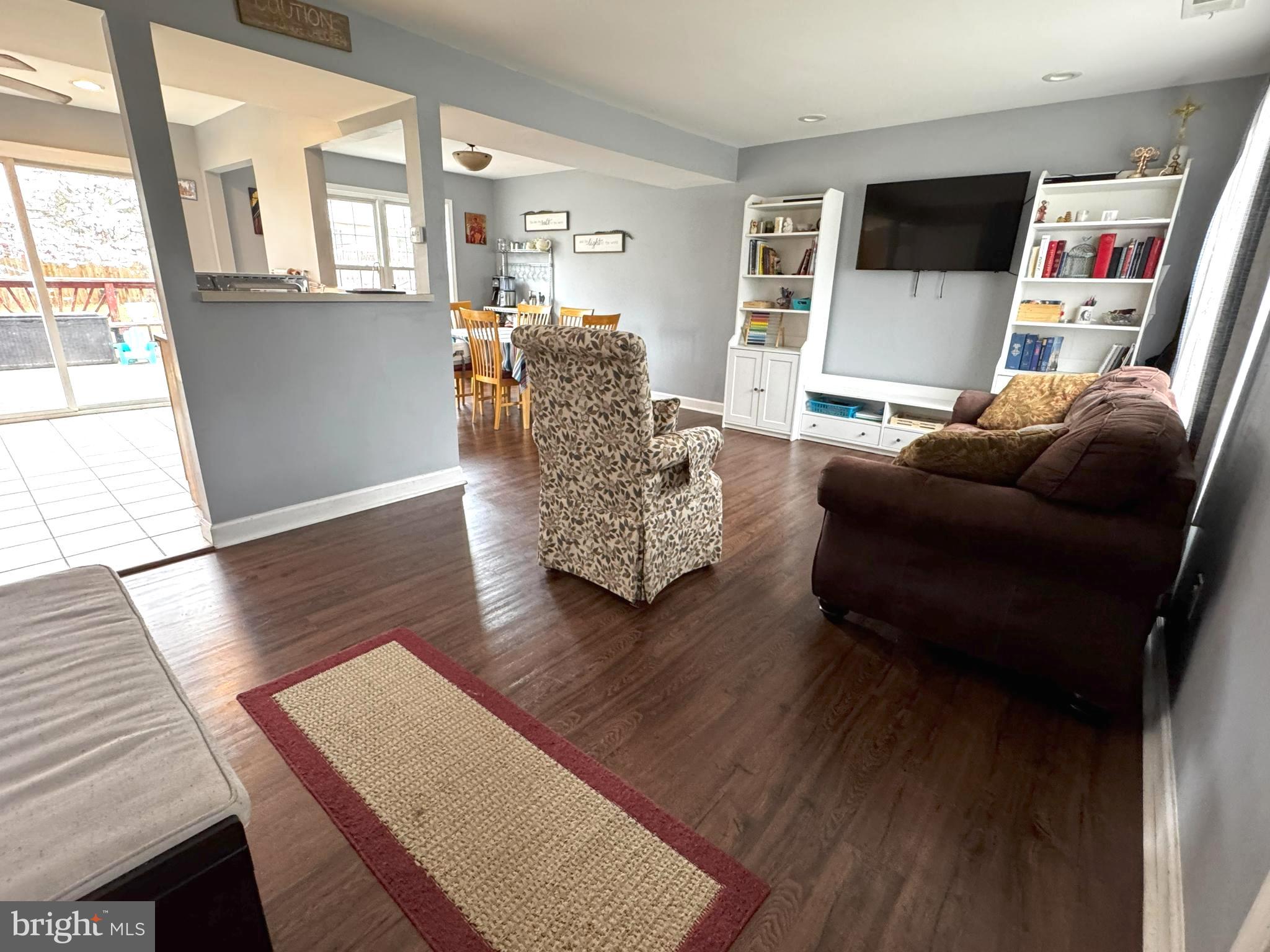 CHURCHILL TOWN SECTOR - Residential