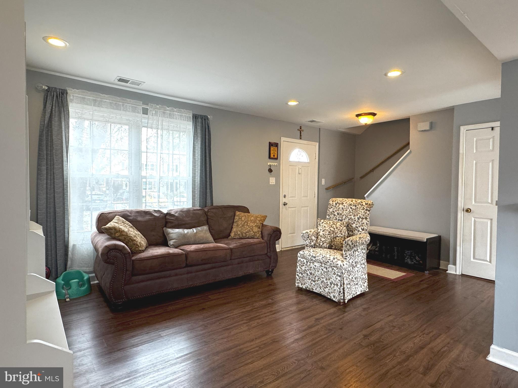 CHURCHILL TOWN SECTOR - Residential