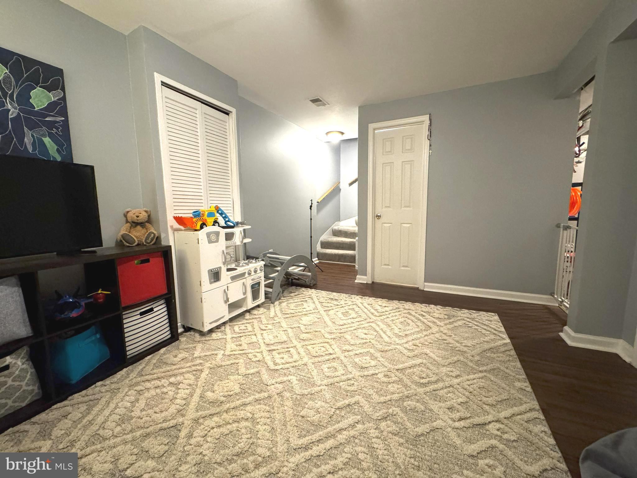 CHURCHILL TOWN SECTOR - Residential