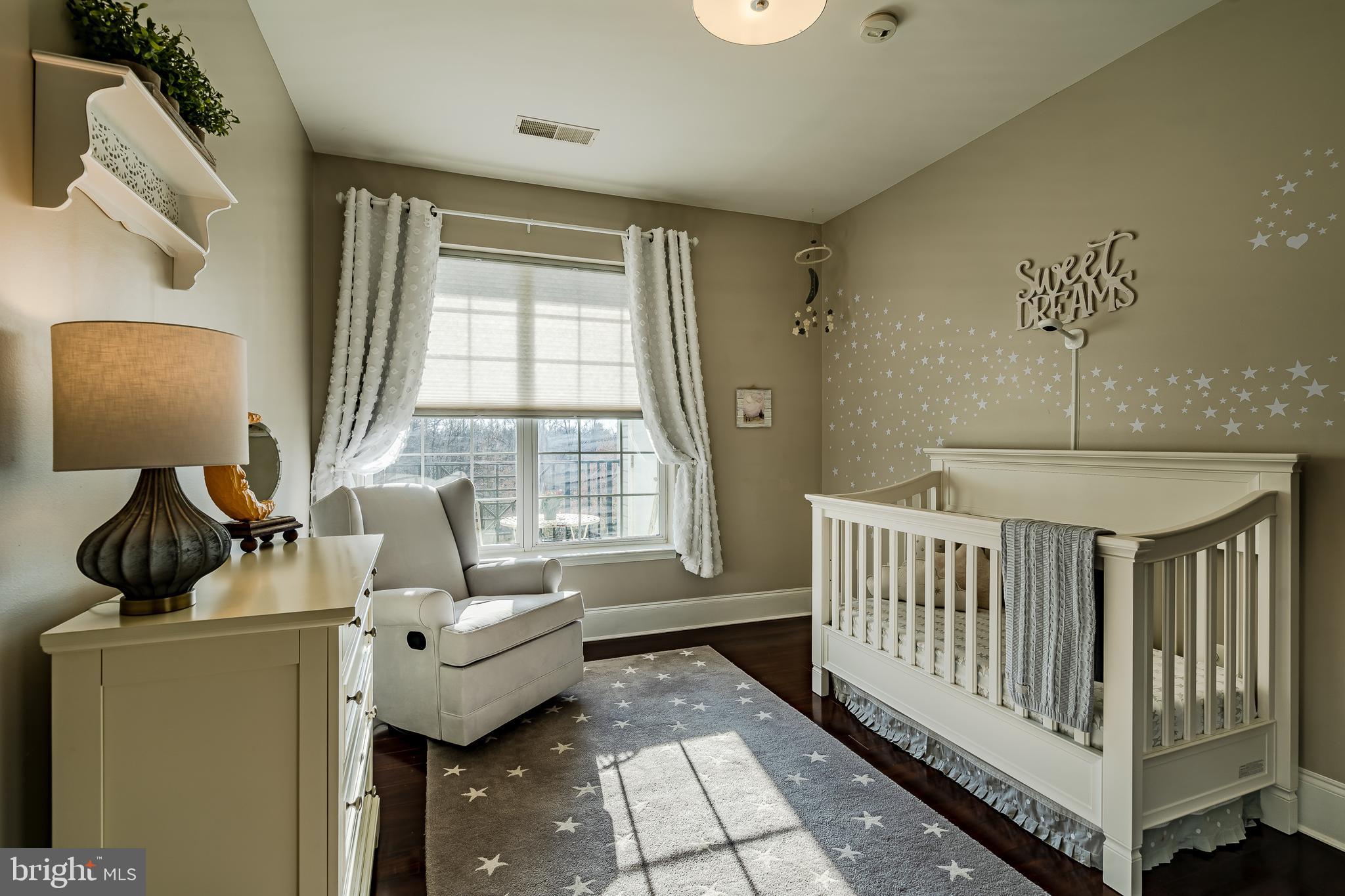 THE HOLLOW AT FOX VA - Residential