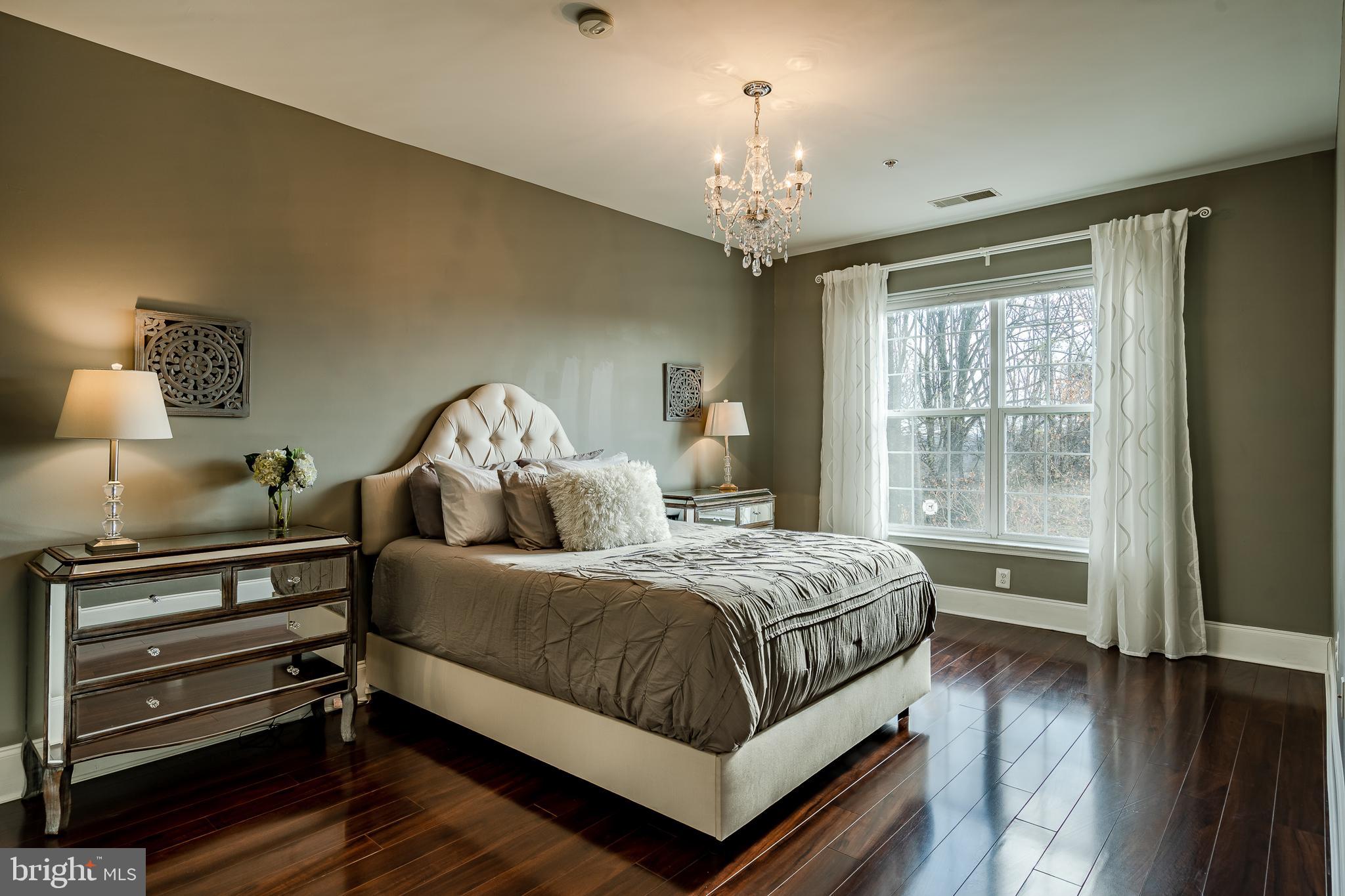 THE HOLLOW AT FOX VA - Residential