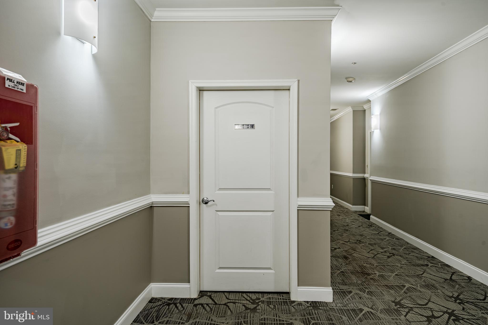 THE HOLLOW AT FOX VA - Residential