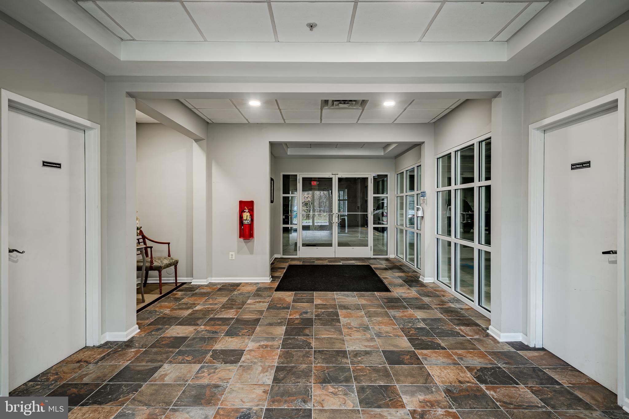 THE HOLLOW AT FOX VA - Residential