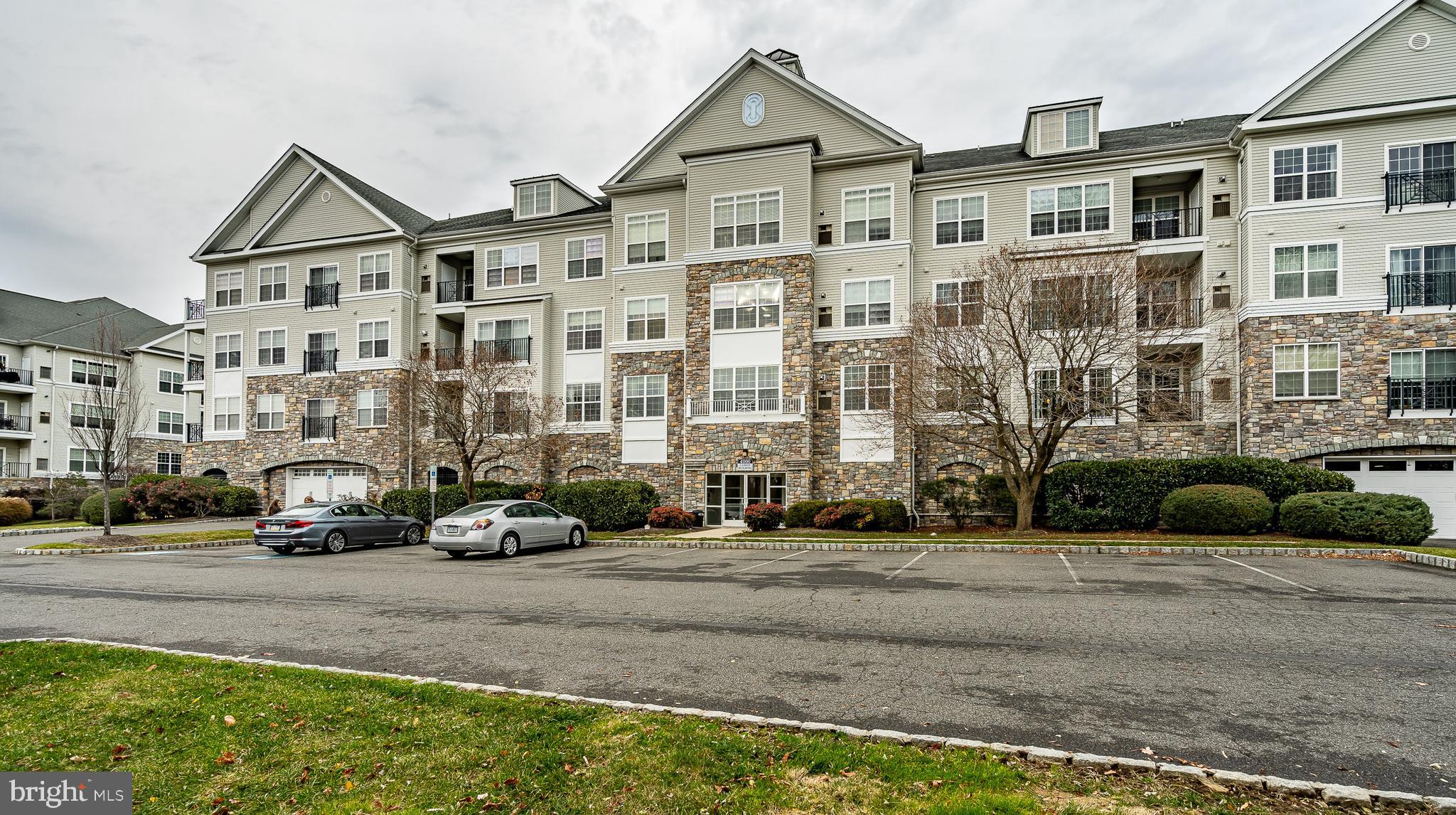 THE HOLLOW AT FOX VA - Residential