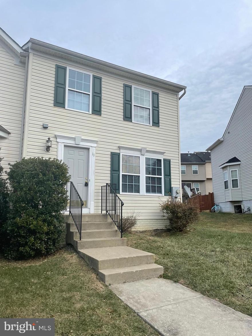 Renovated 3 bedroom end unit townhouse near Stonebridge Golf Course. Large great room with gas fireplace, upgraded stainless appliance package (to be completed), unfinished basement, and rear deck with fenced yard area. New HVAC system installed 2022. No pets.