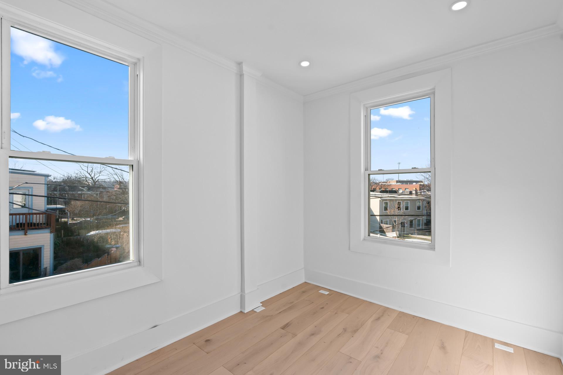 COLUMBIA HEIGHTS - Residential