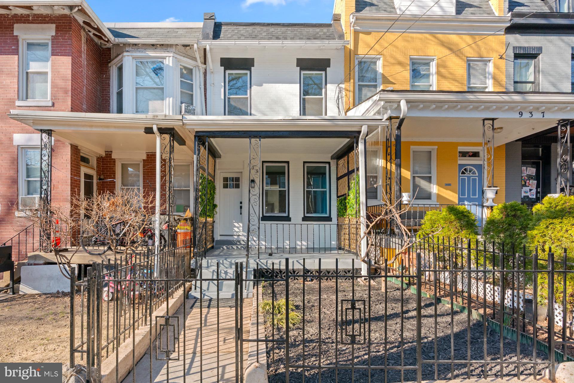 939 SHEPHERD STREET NW