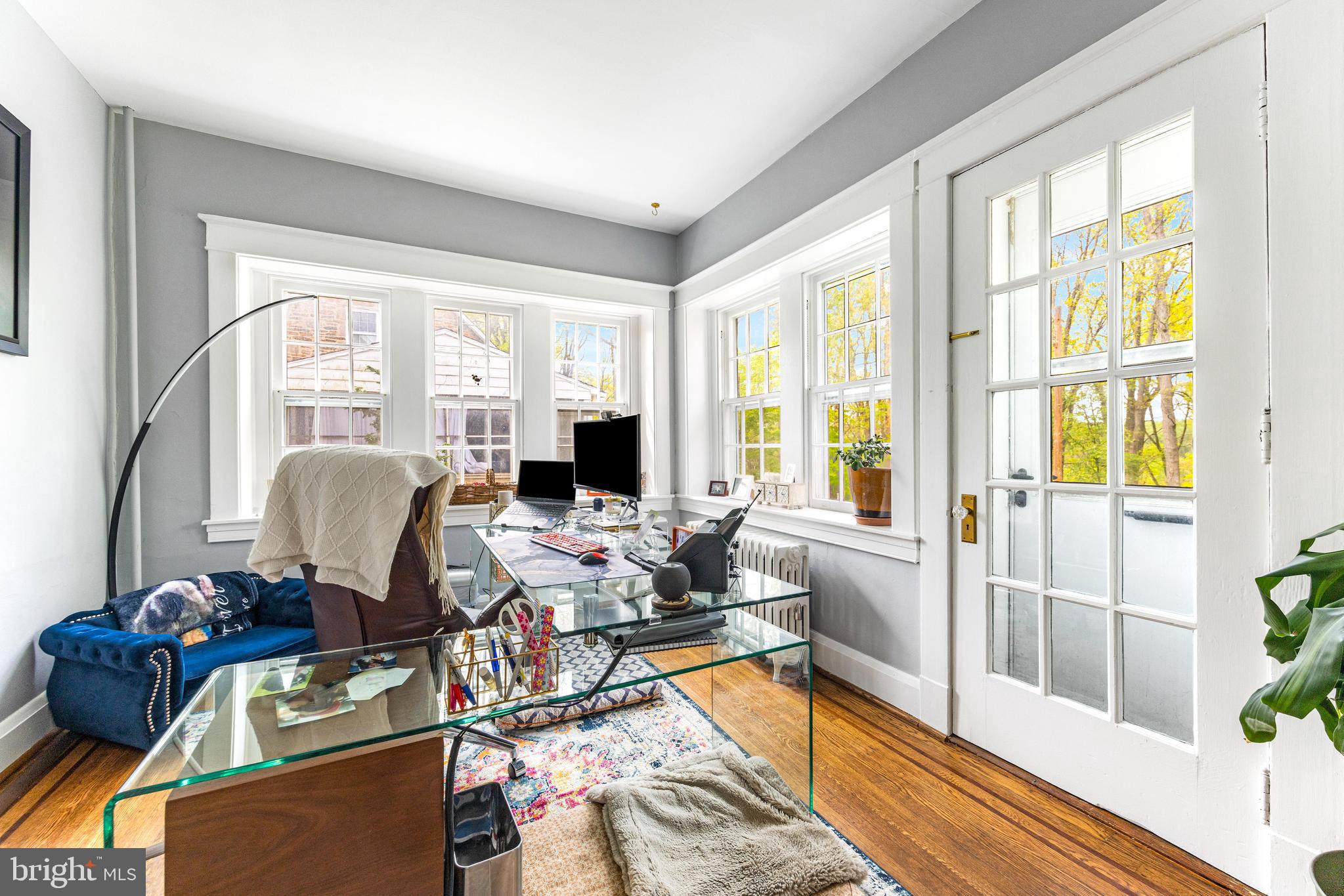 TOWSON ESTATES - Residential Lease