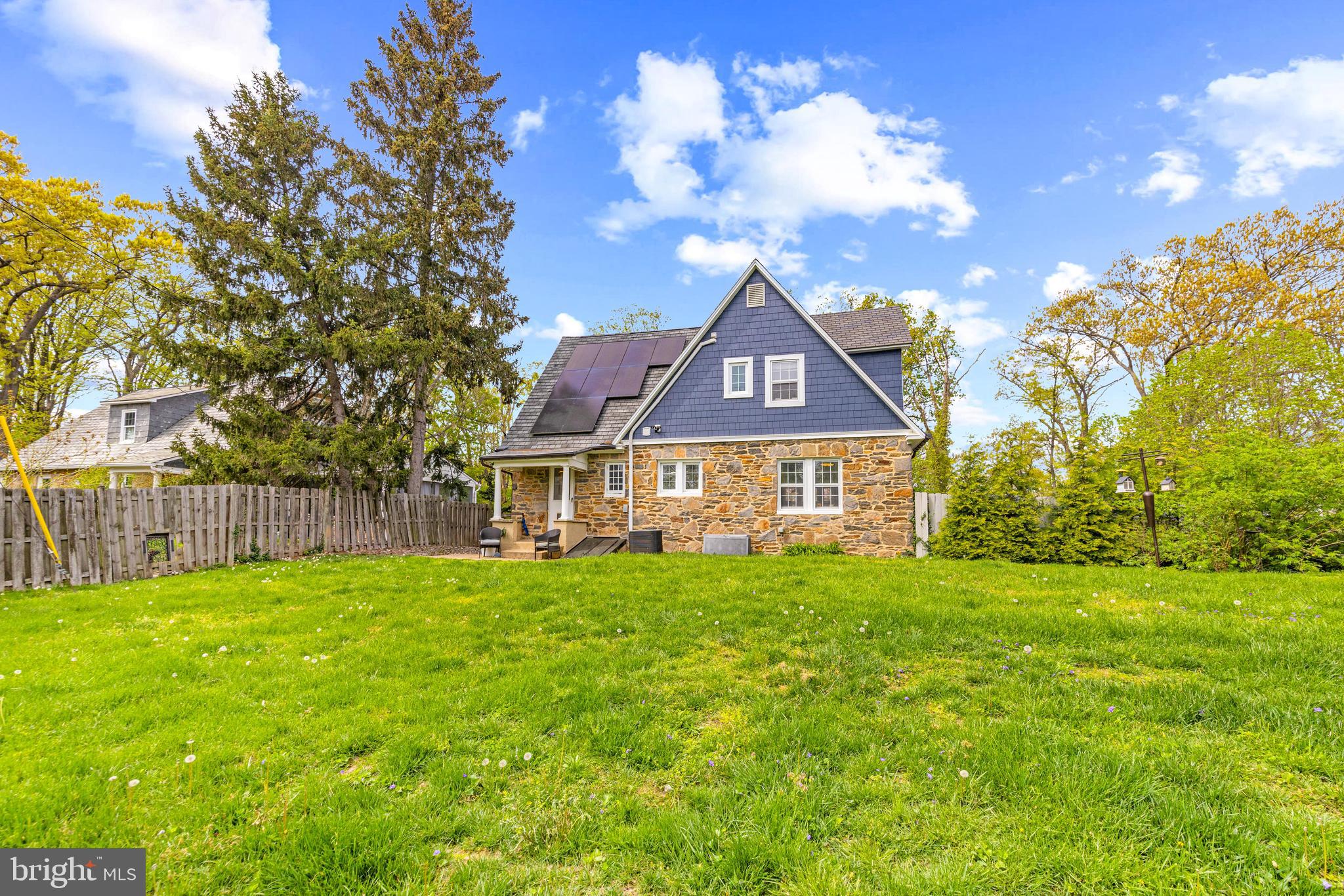 TOWSON ESTATES - Residential Lease