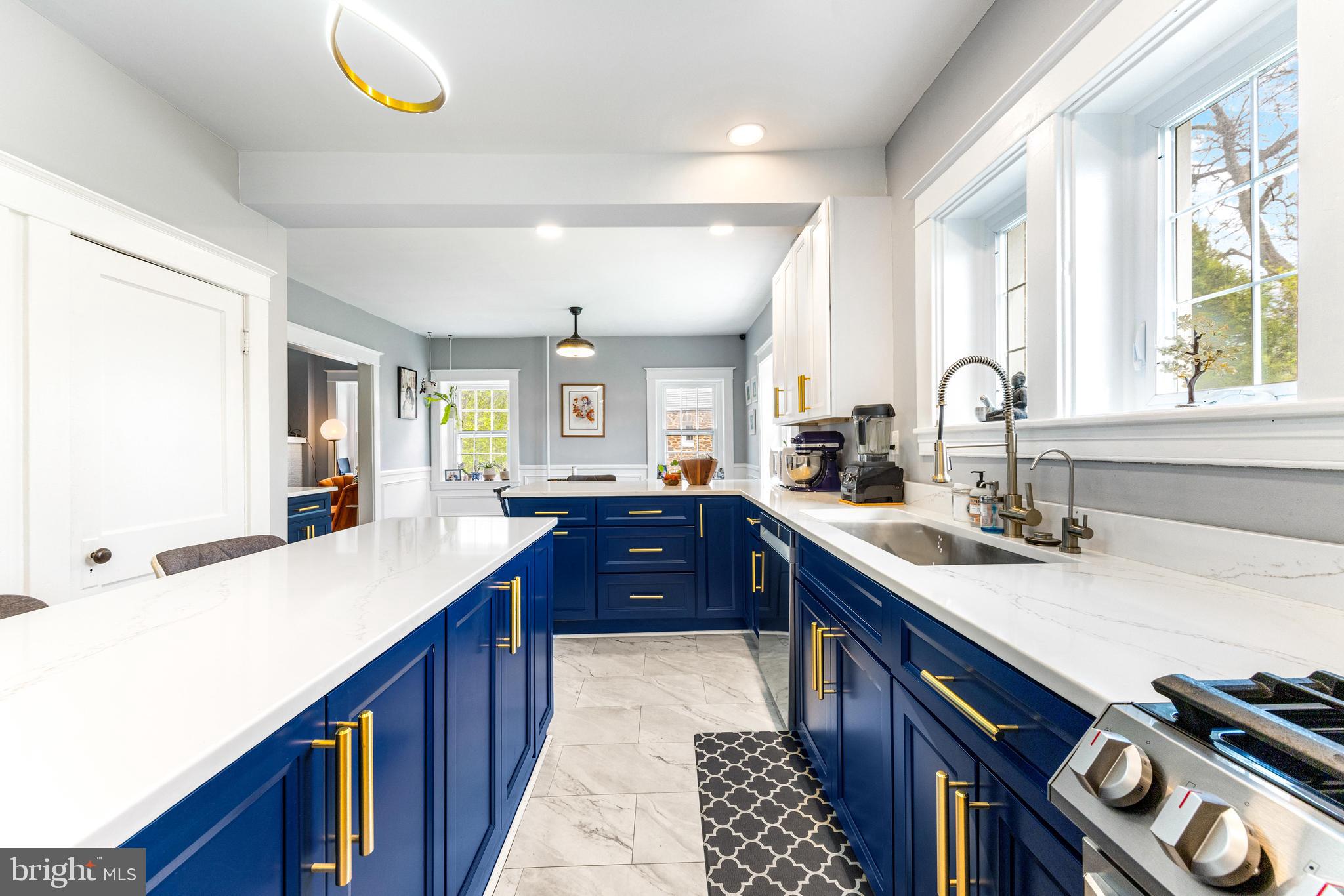 TOWSON ESTATES - Residential Lease