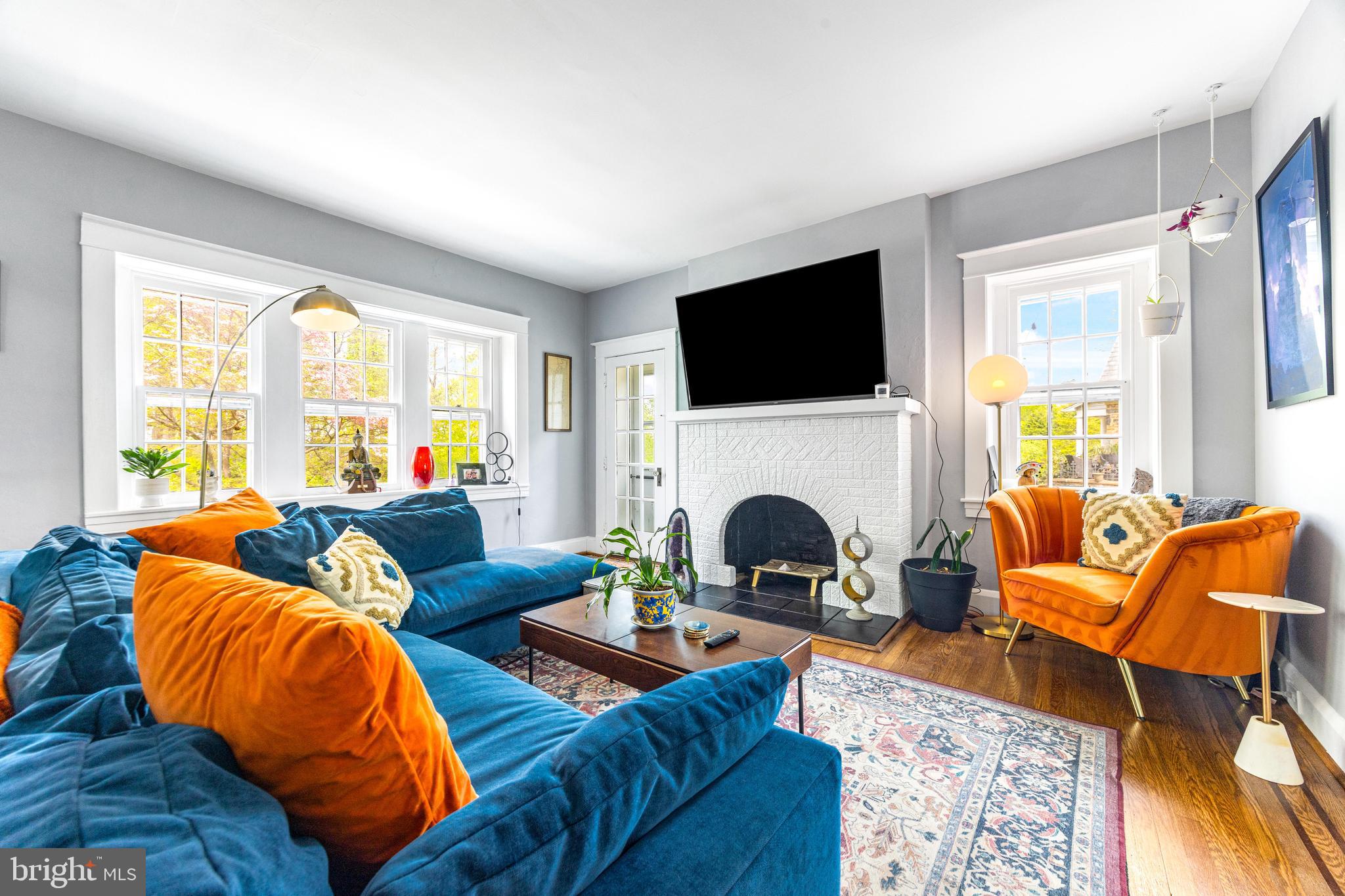 TOWSON ESTATES - Residential Lease