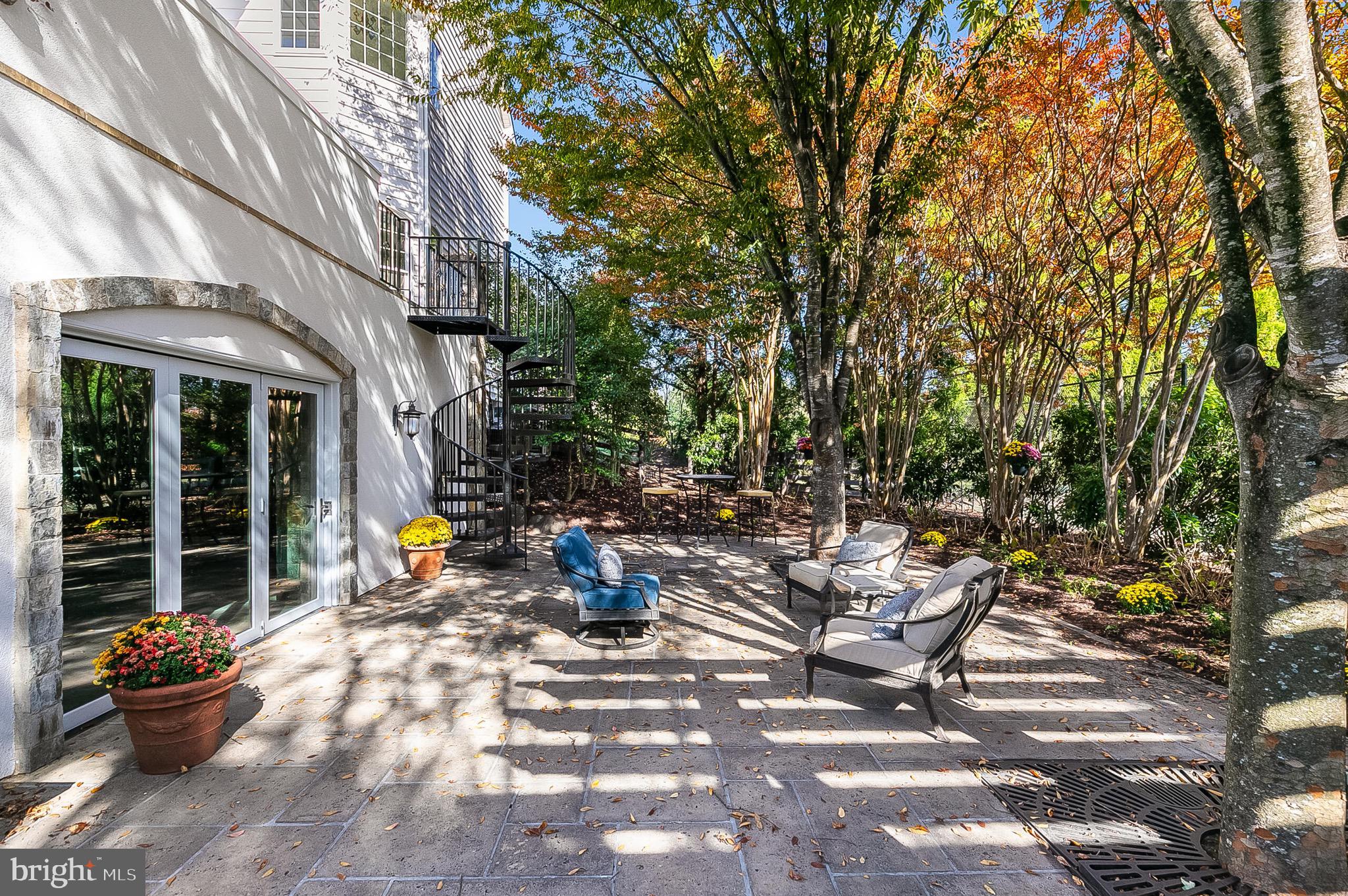 LENAH RUN HAMLET - Residential