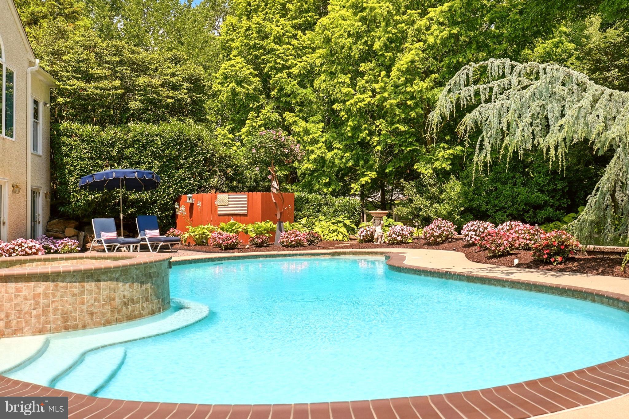 13 CHESTERLAND DRIVE