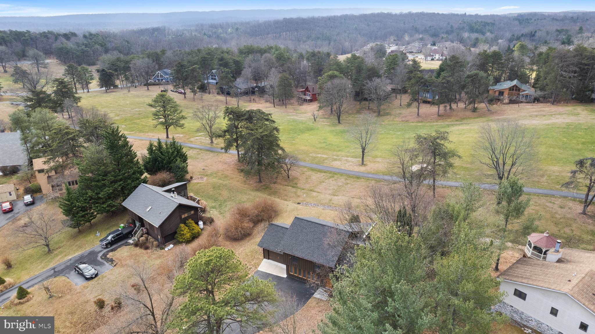 THE WOODS - Residential