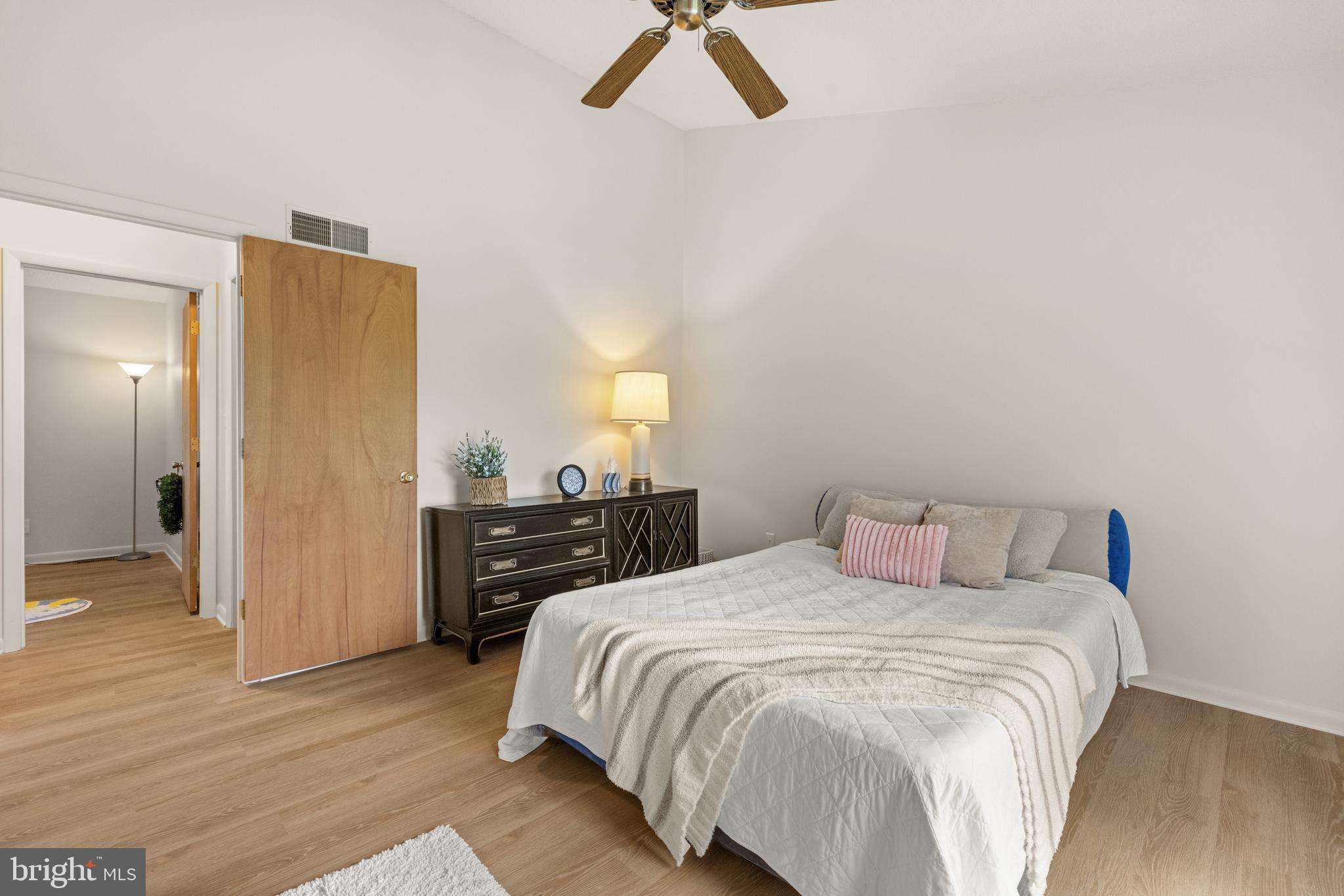 THE WOODS - Residential