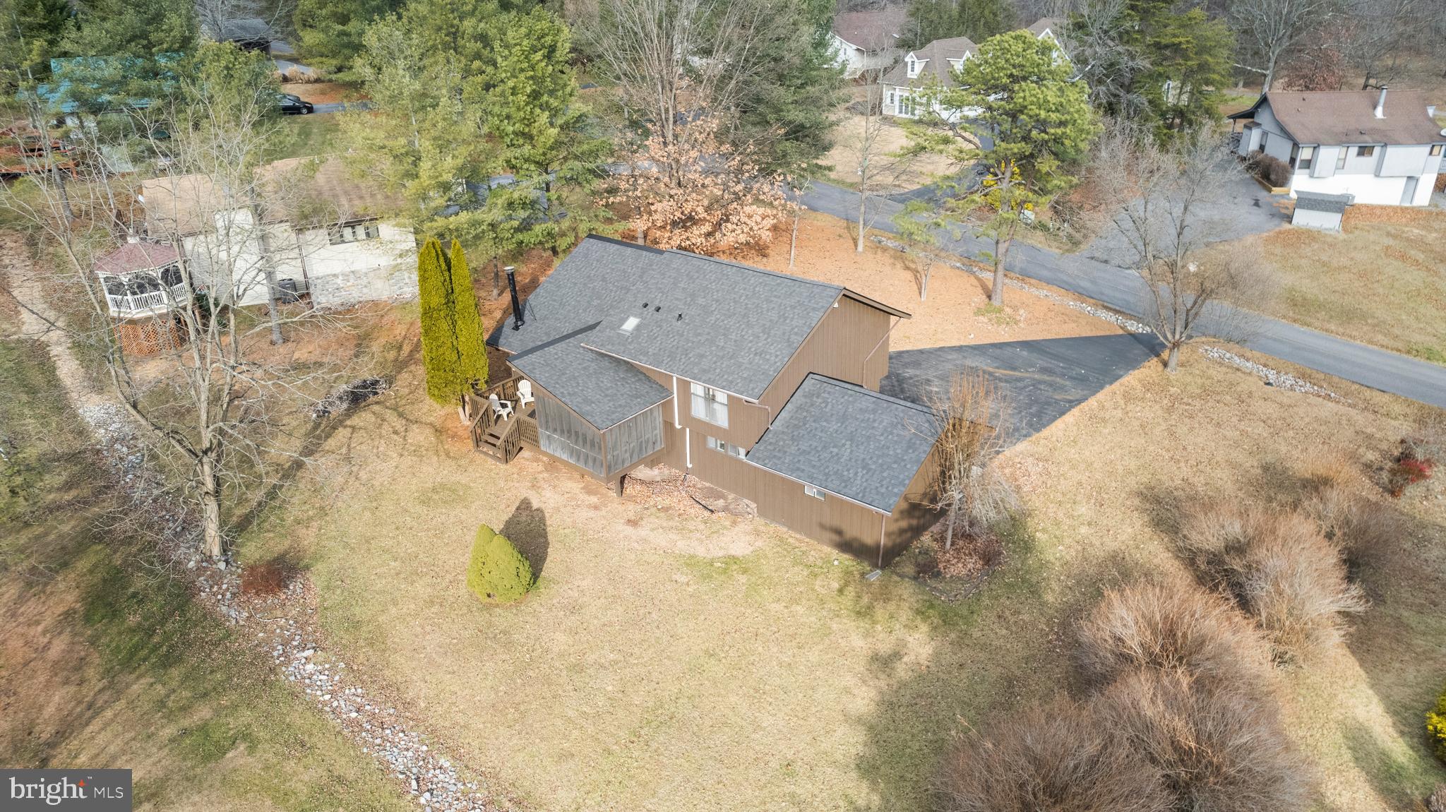 THE WOODS - Residential