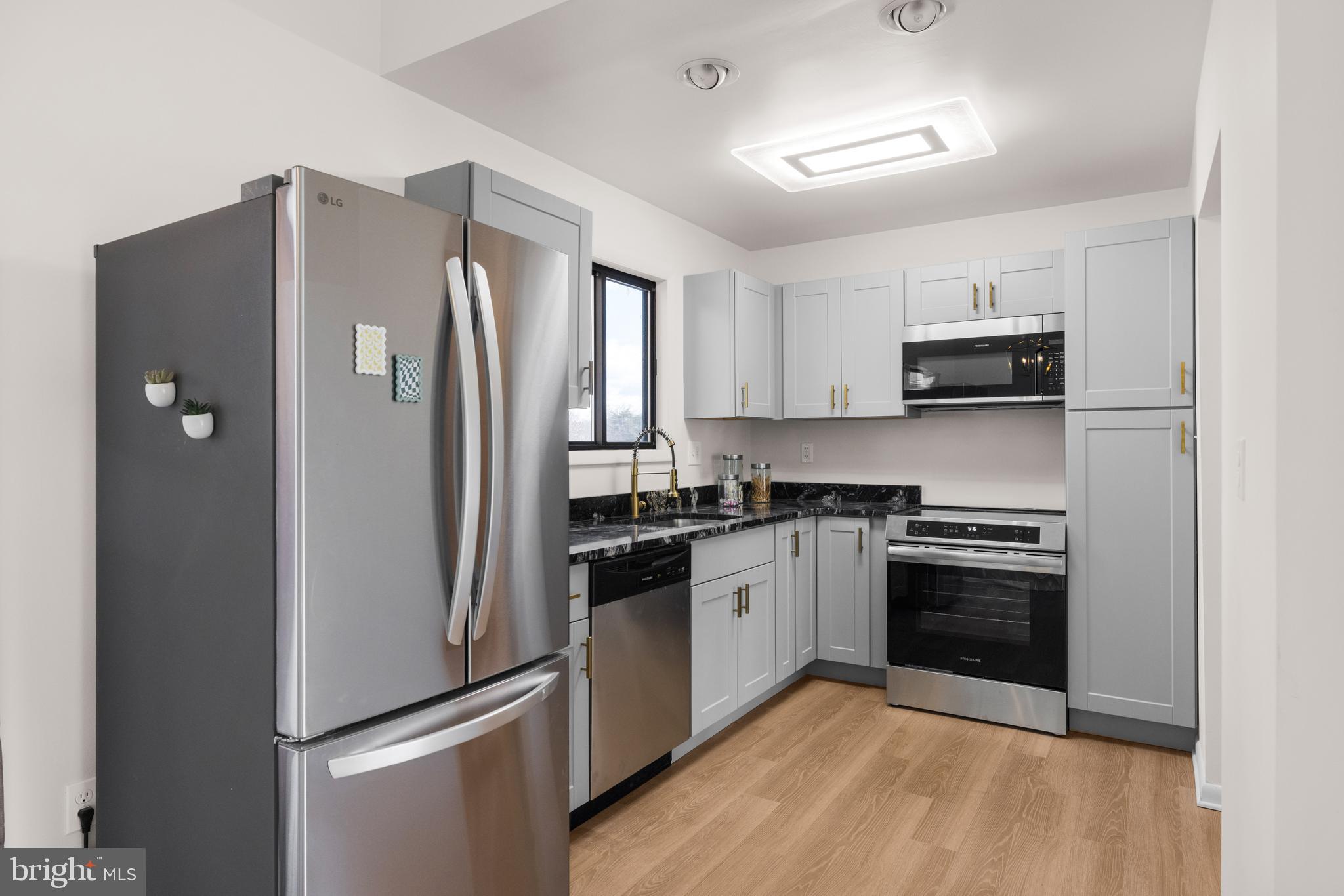 THE WOODS - Residential