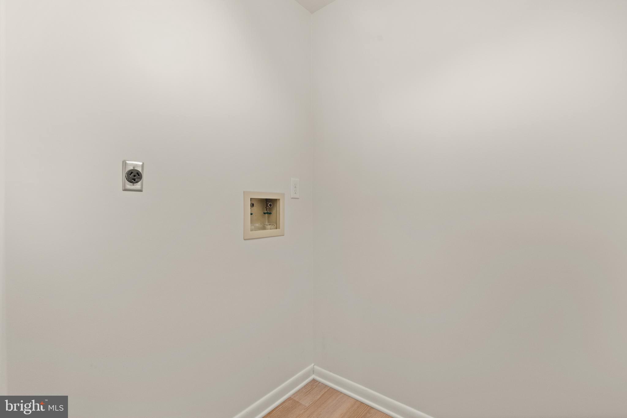 THE WOODS - Residential