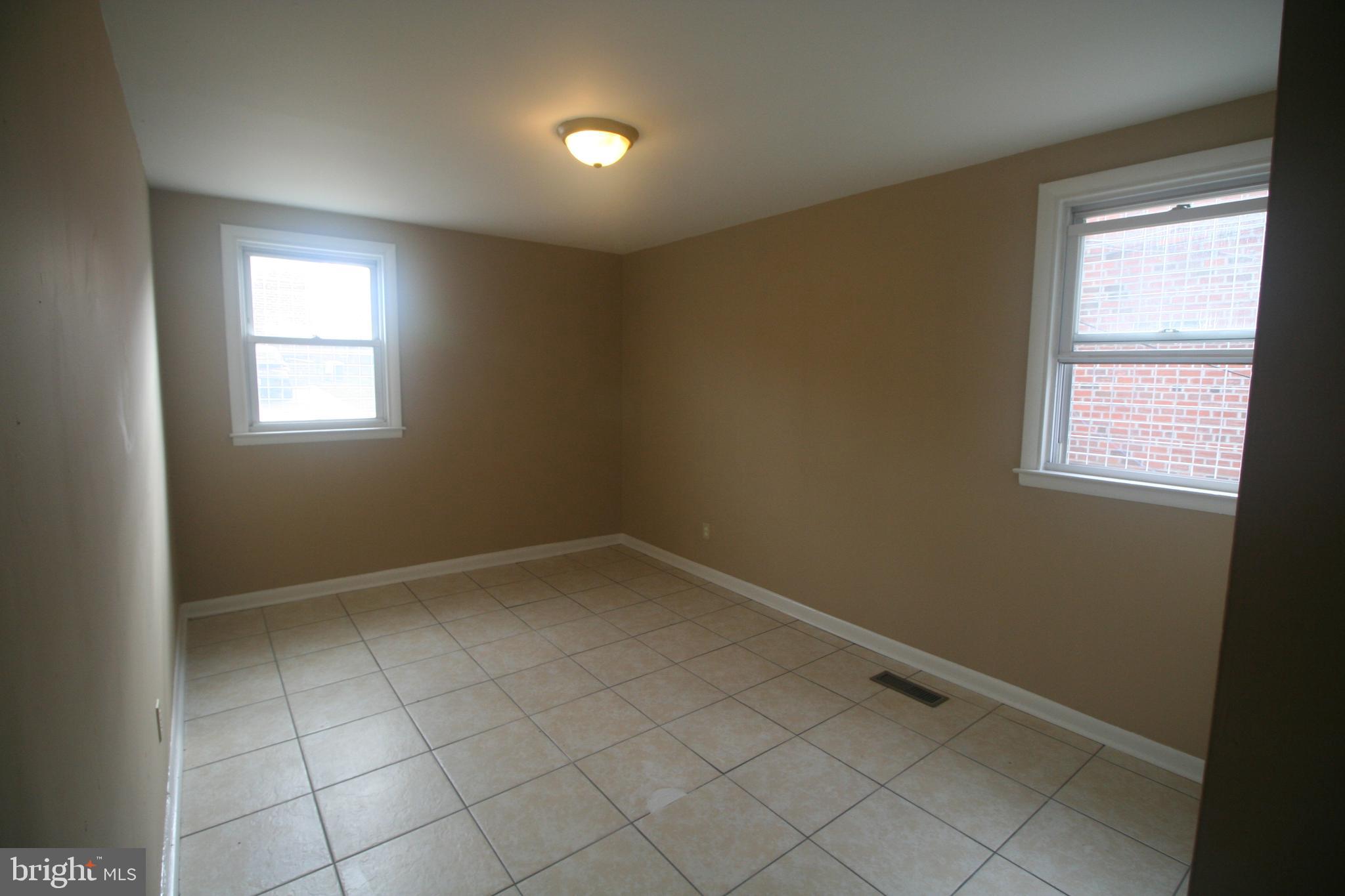 RHAWNHURST - Residential Lease