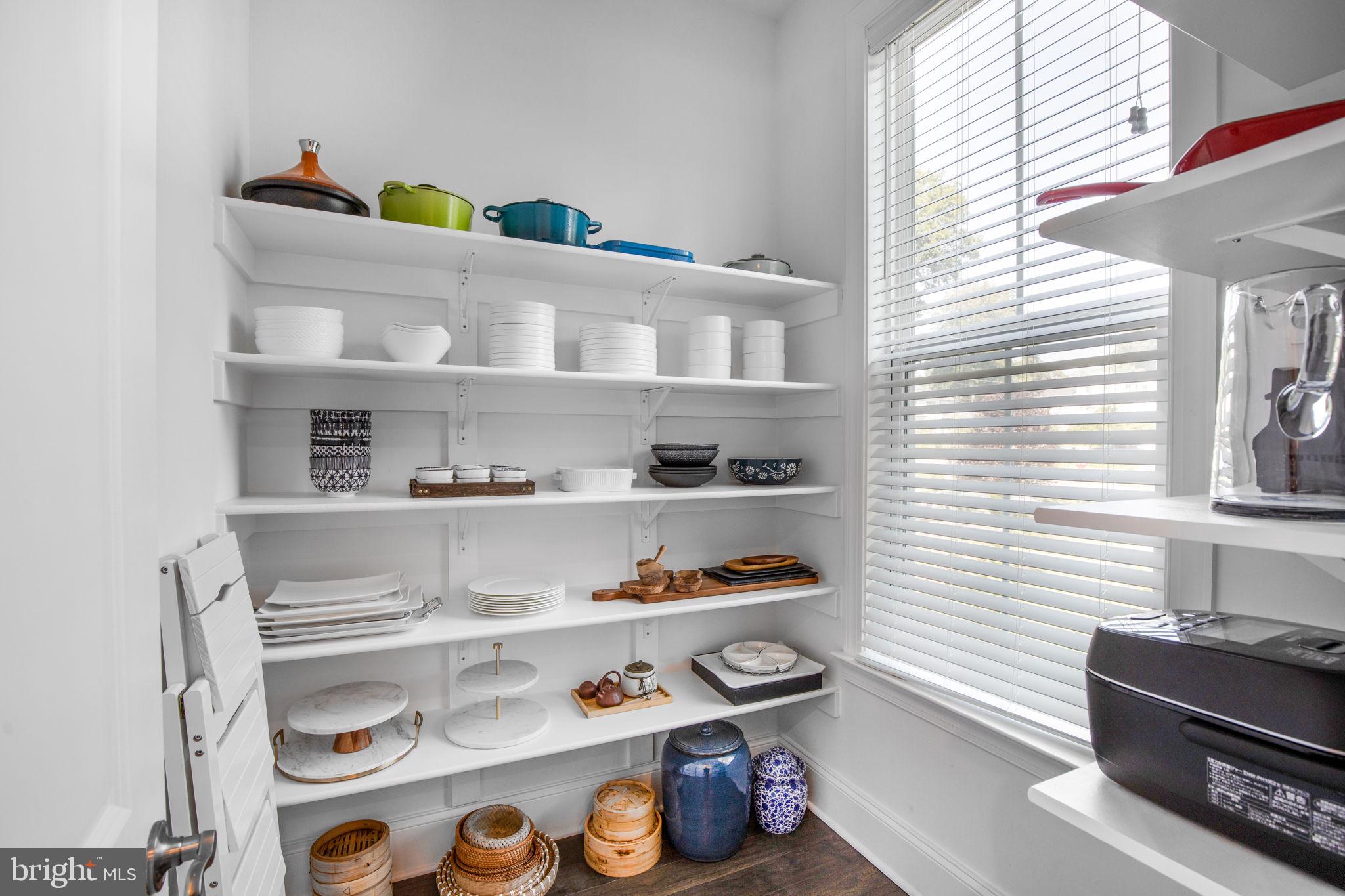 PIMMIT HILLS - Residential