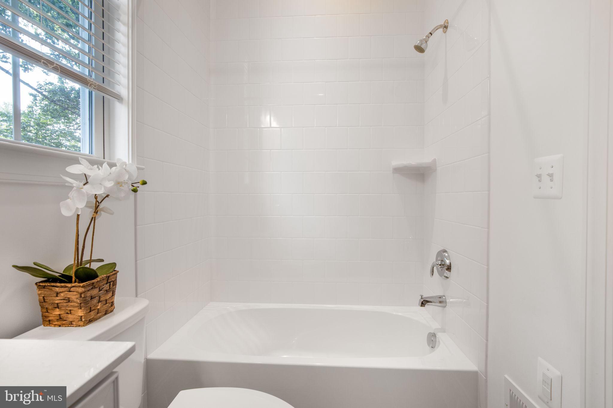 PIMMIT HILLS - Residential