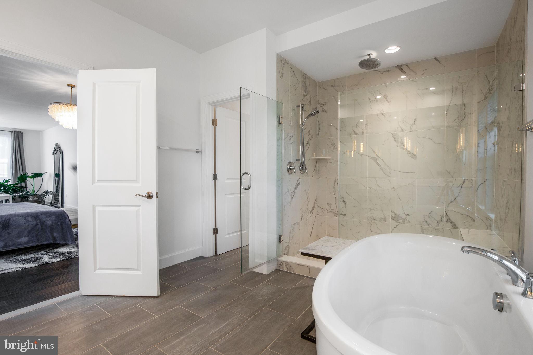 PIMMIT HILLS - Residential