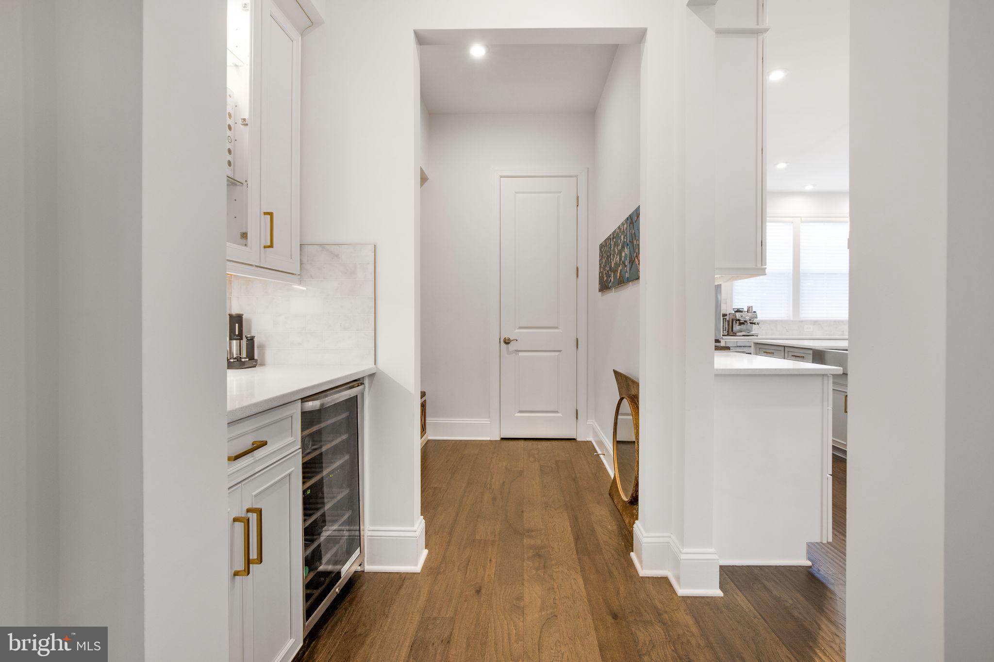 PIMMIT HILLS - Residential