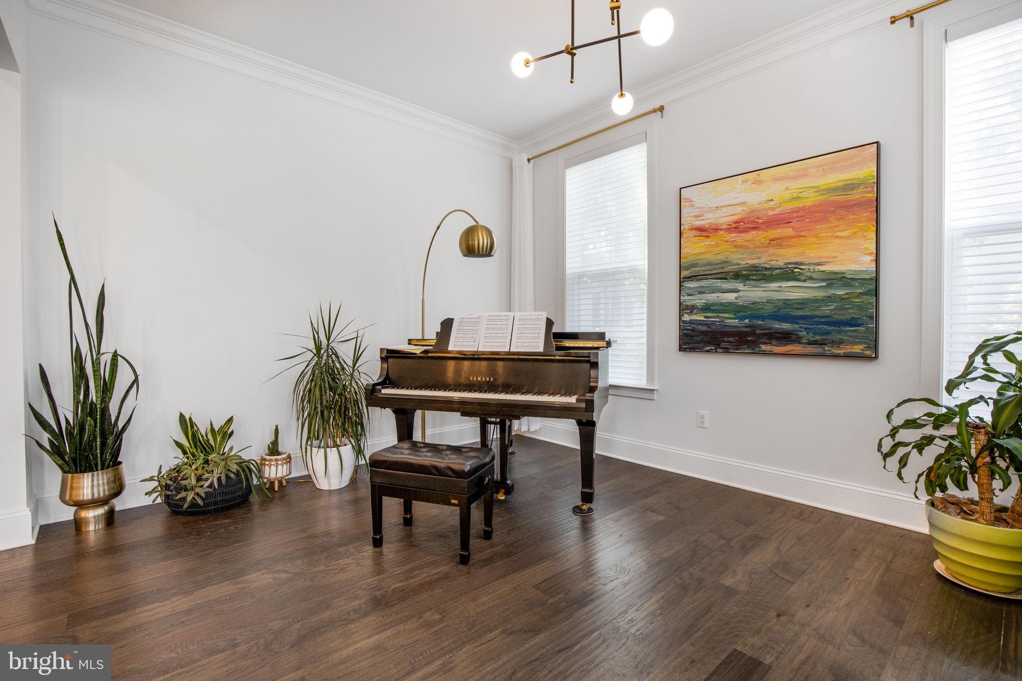 PIMMIT HILLS - Residential