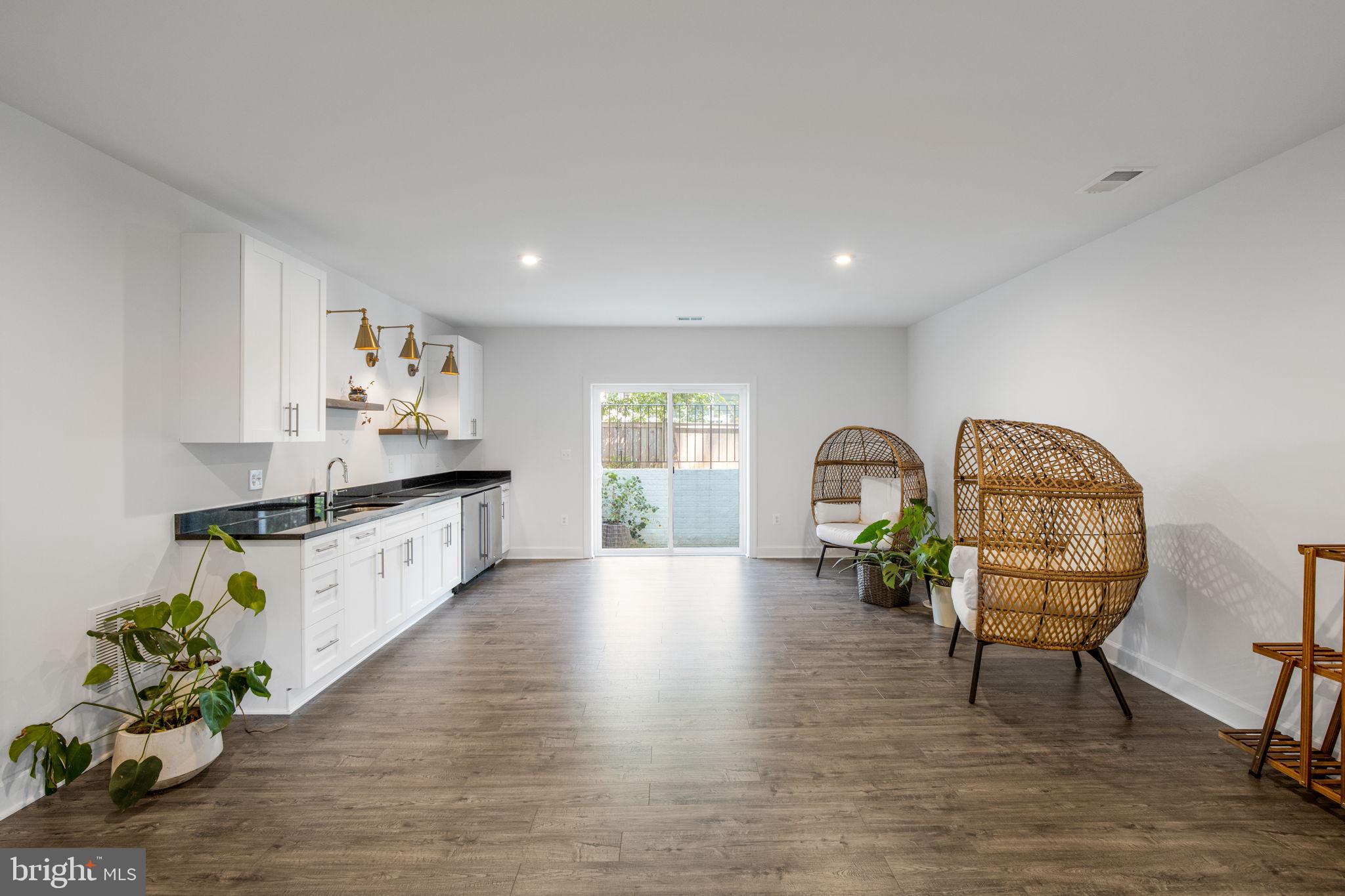 PIMMIT HILLS - Residential