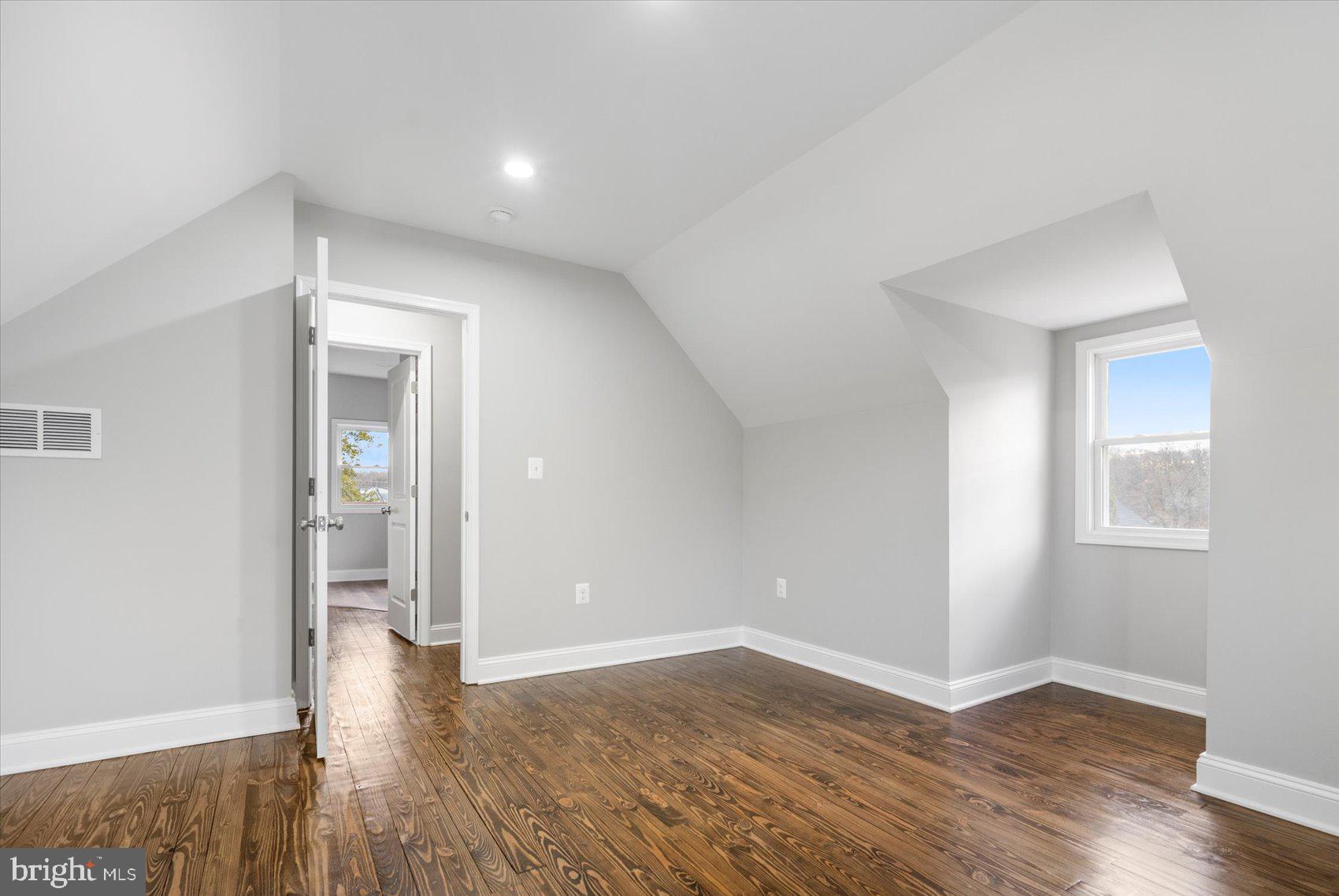 GLEN HAVEN - Residential