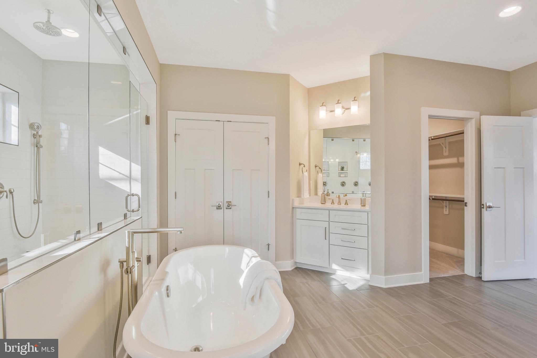 WAKEFIELD FOREST - Residential