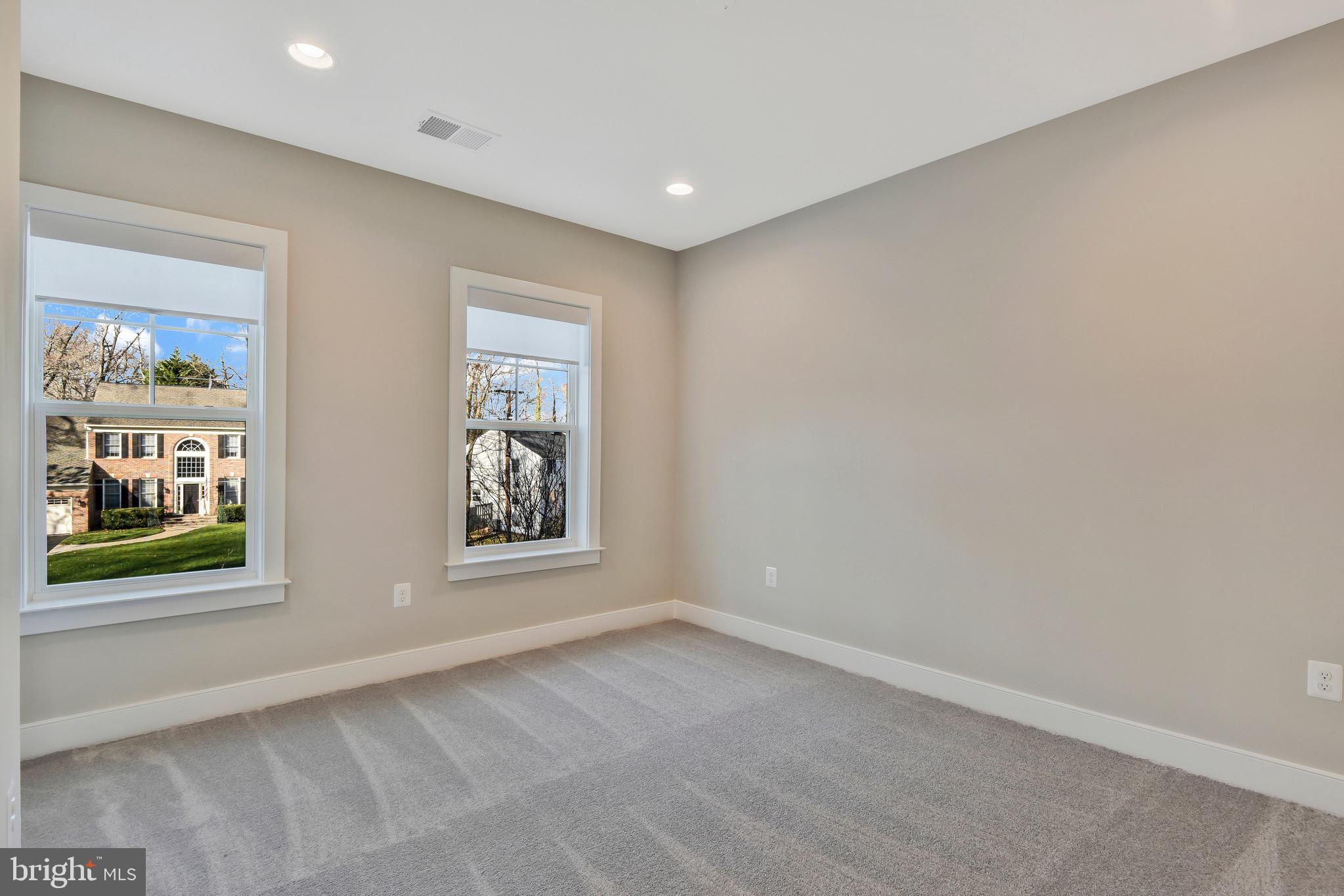 WAKEFIELD FOREST - Residential