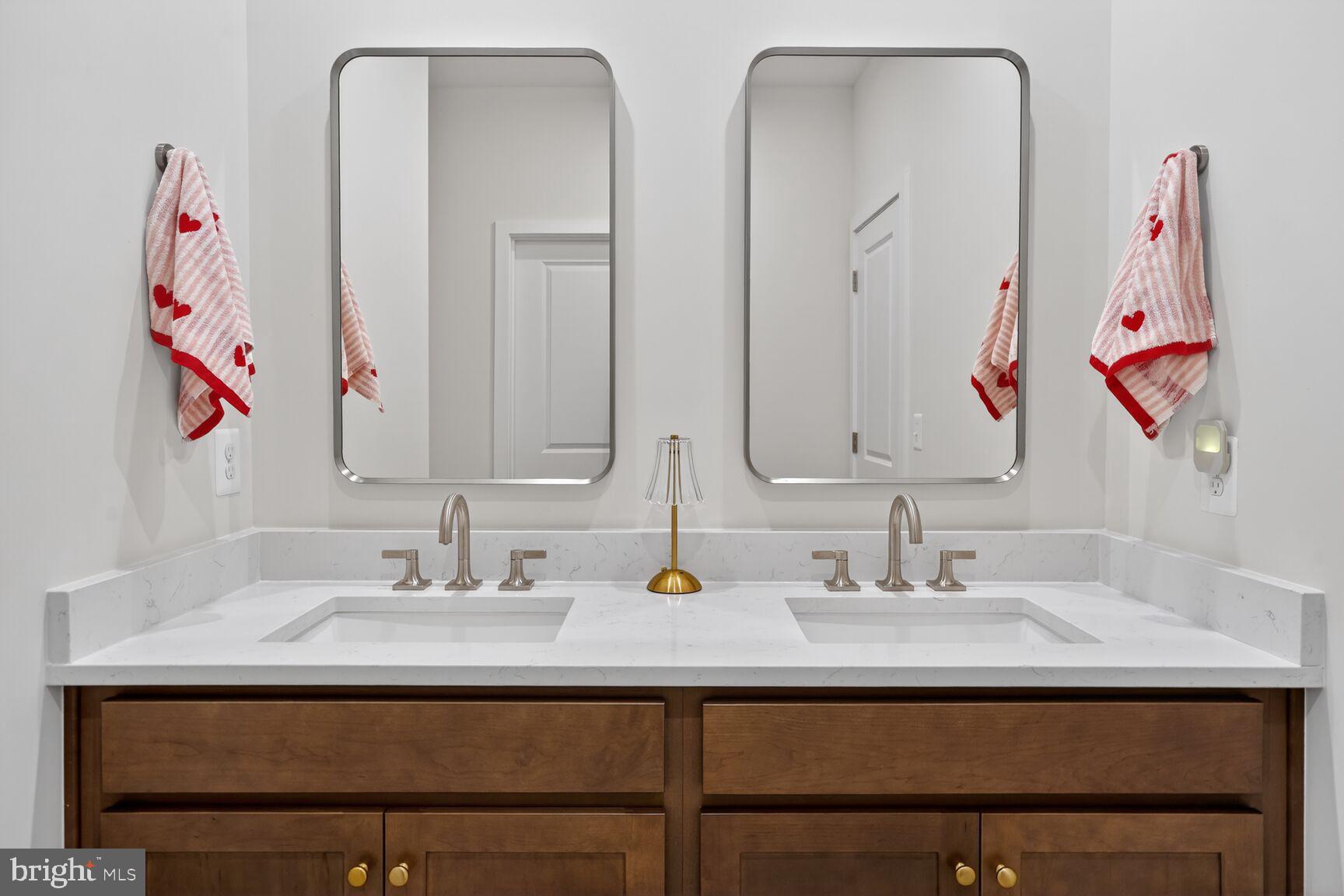 HERITAGE AT MARSHALL - Residential