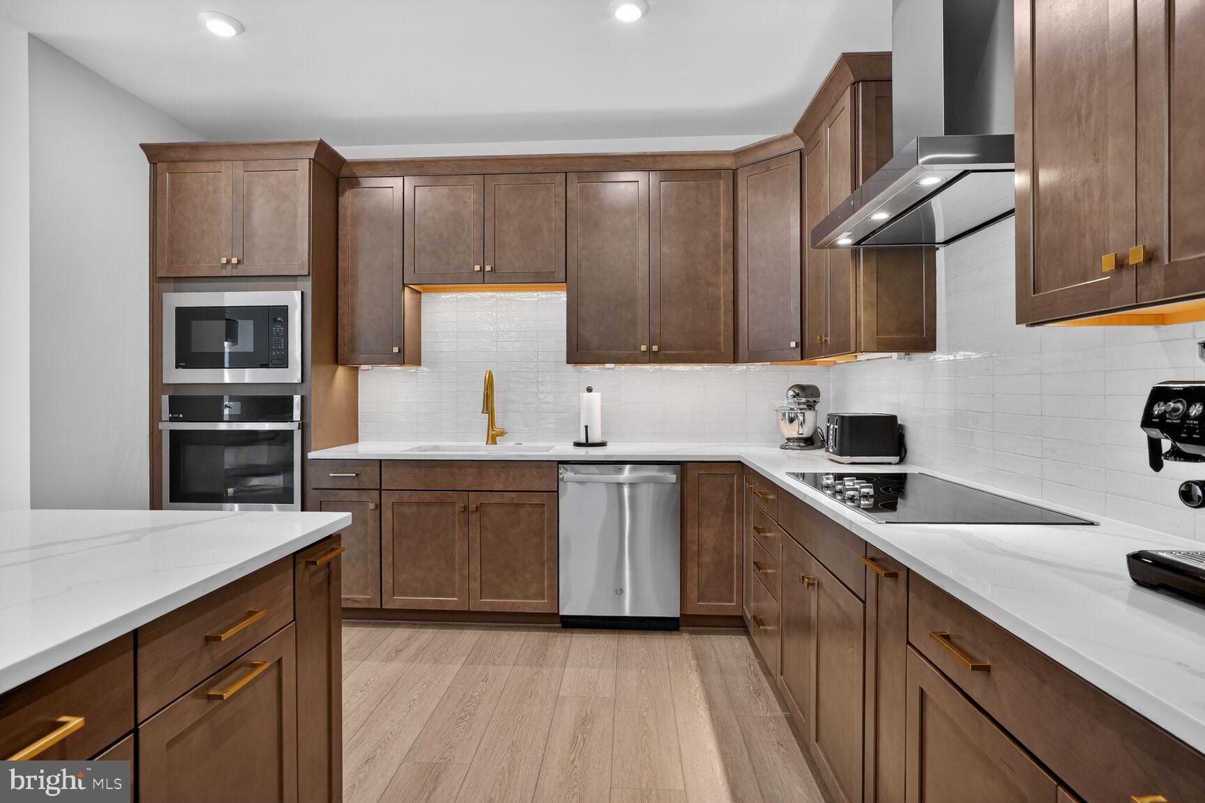 HERITAGE AT MARSHALL - Residential